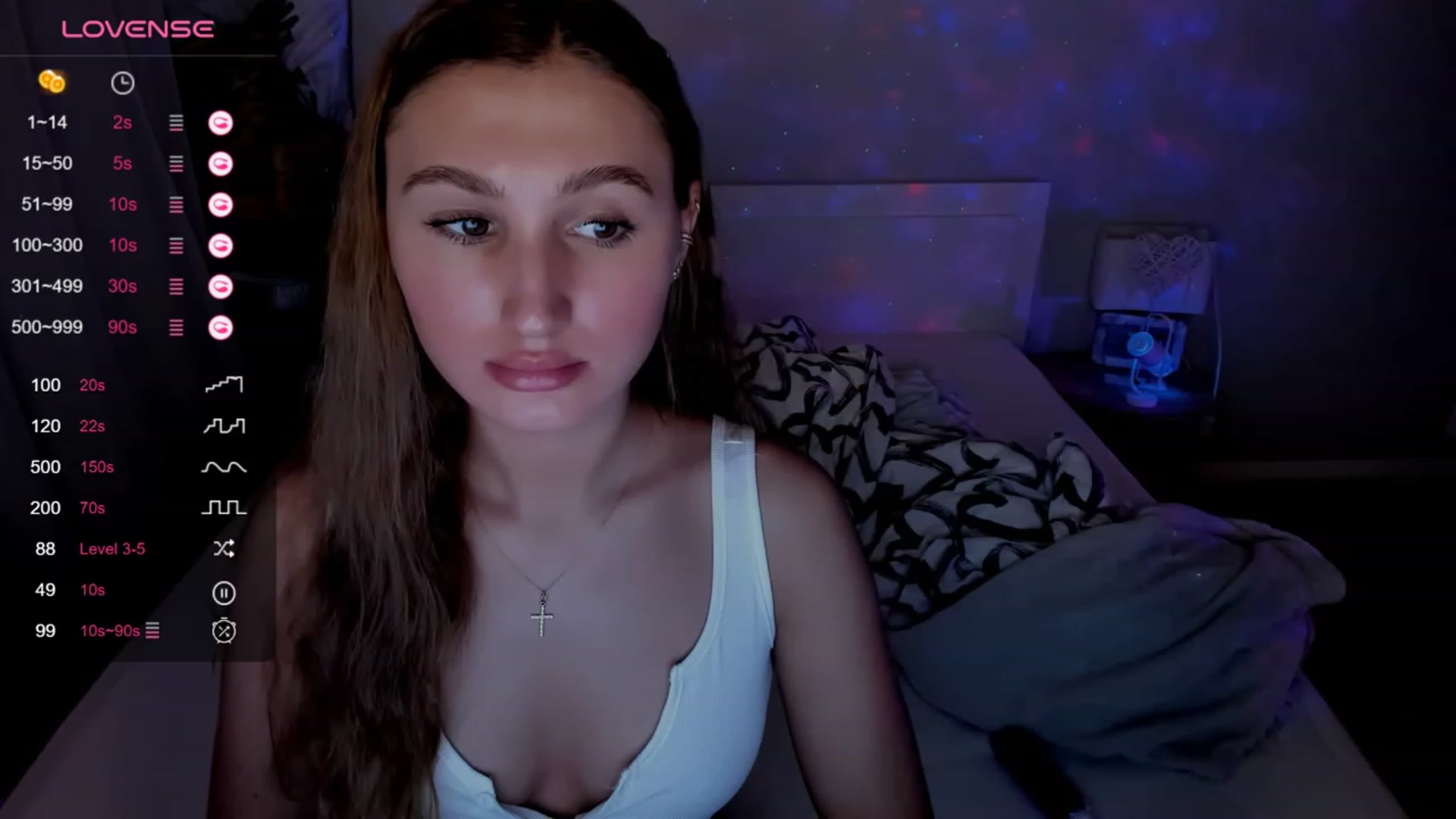 Gallery image thumbnail from Kellykeat's myfreecams stream on, 12/25/2023, 22:53 image 3 of 20