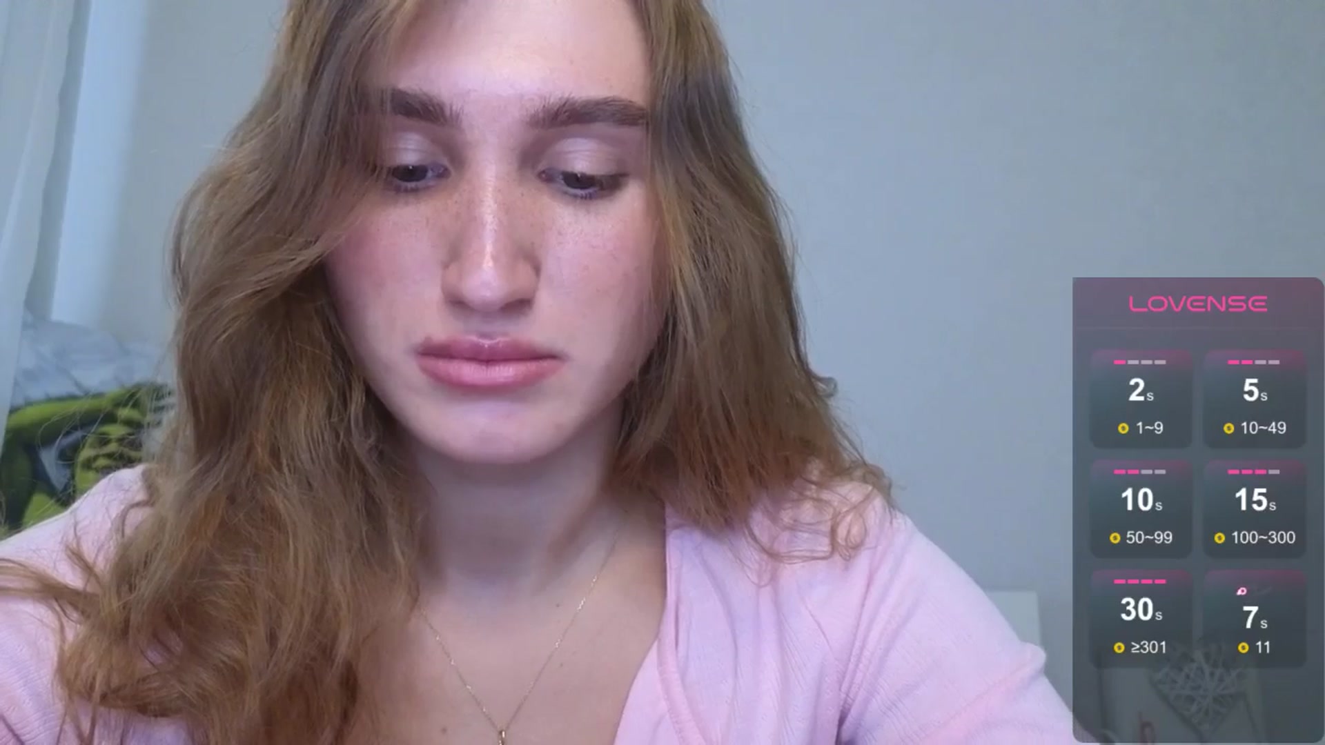 Gallery image thumbnail from Kellykeat's myfreecams stream on, 06/26/2025, 09:28 image 5 of 20