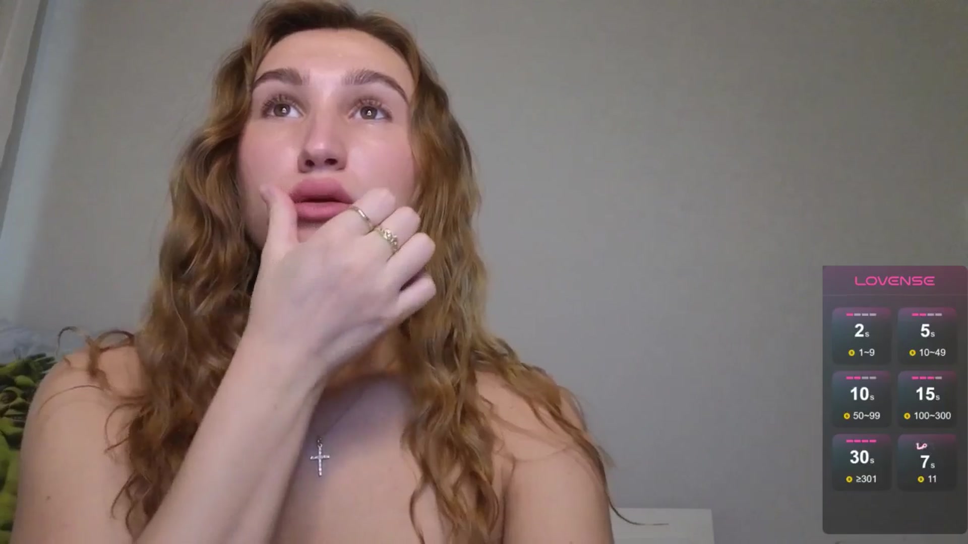 Gallery image thumbnail from Kellykeat's myfreecams stream on, 07/02/2025, 17:10 image 8 of 20