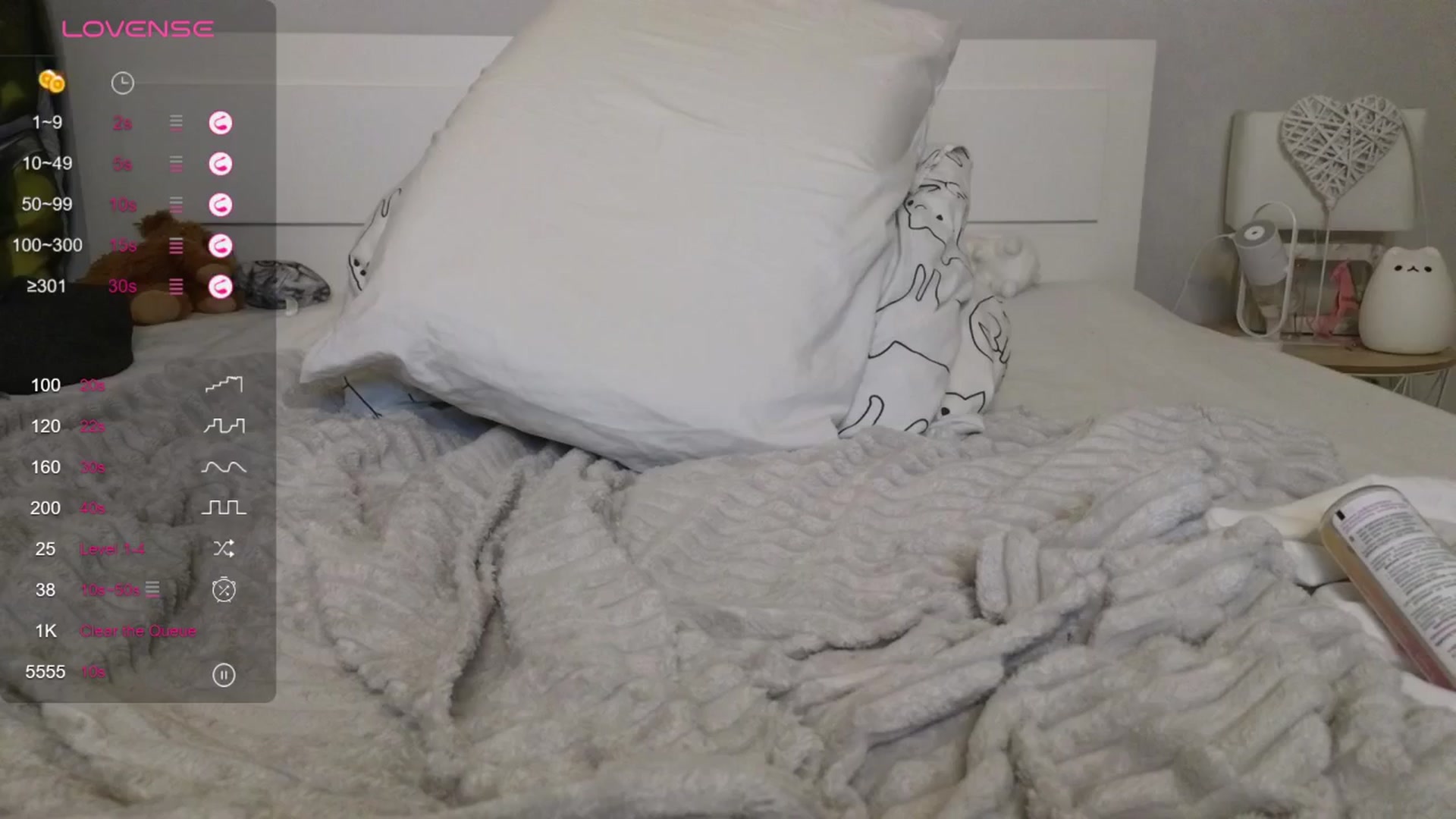 Gallery image thumbnail from Kellykeat's myfreecams stream on, 10/29/2025, 13:48 image 8 of 20