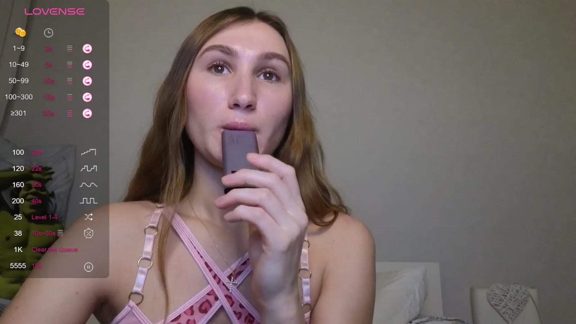 Gallery image thumbnail from Kellykeat's myfreecams stream on, 10/29/2025, 15:46 image 13 of 20