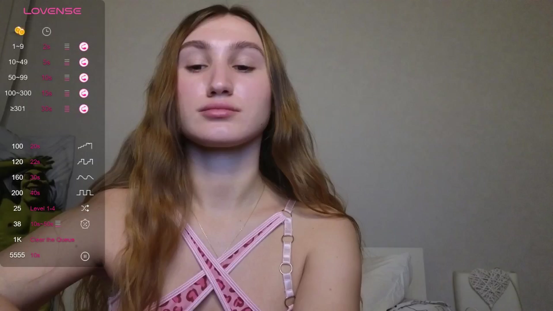 Gallery image thumbnail from Kellykeat's myfreecams stream on, 10/29/2025, 16:03 image 8 of 20