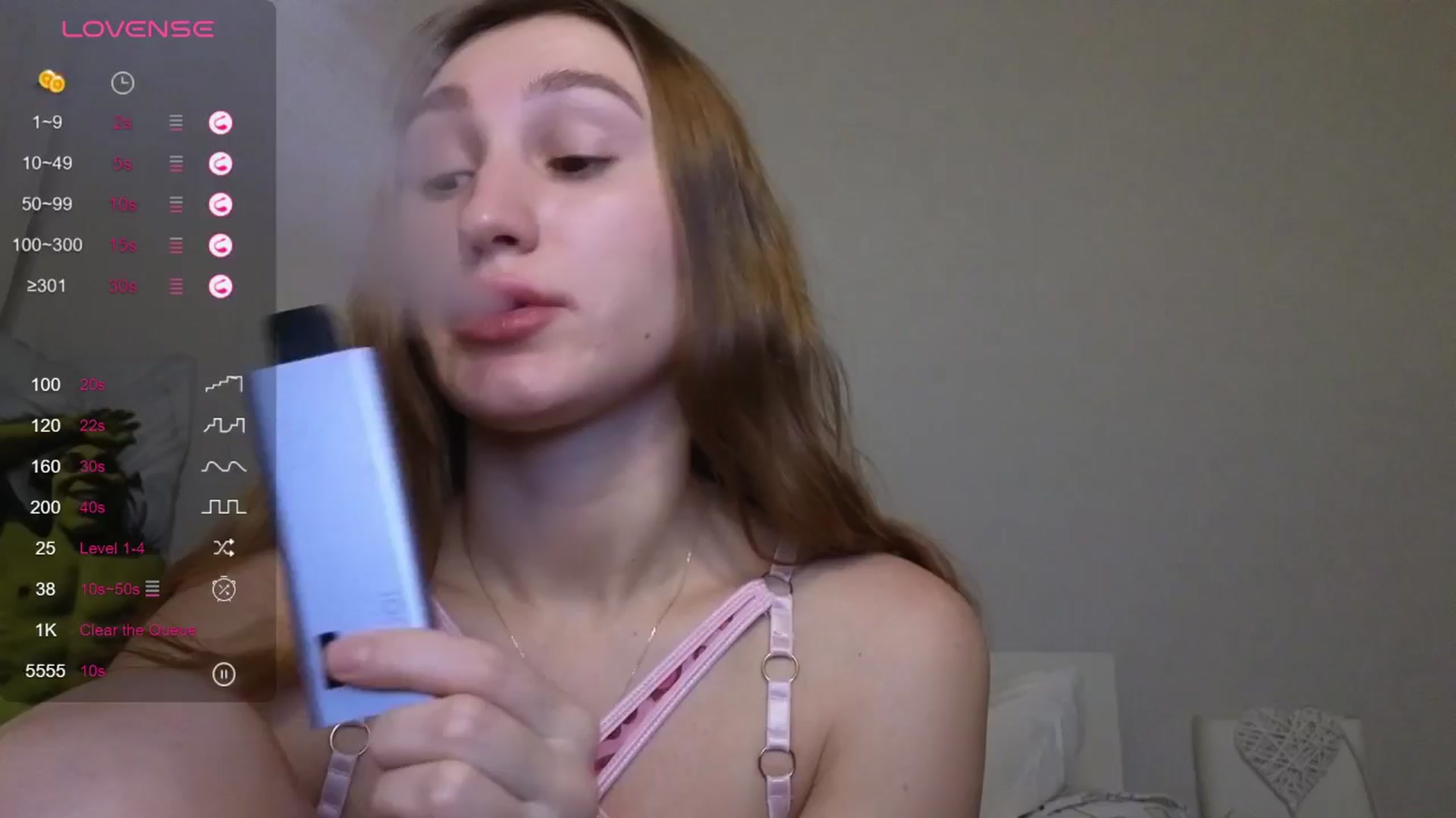 Gallery image thumbnail from Kellykeat's myfreecams stream on, 10/29/2025, 16:03 image 20 of 20