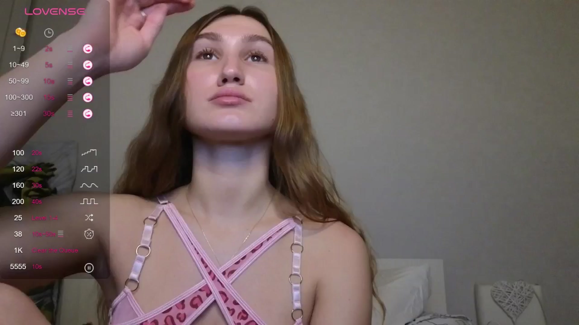 Gallery image thumbnail from Kellykeat's myfreecams stream on, 10/29/2025, 16:03 image 7 of 20