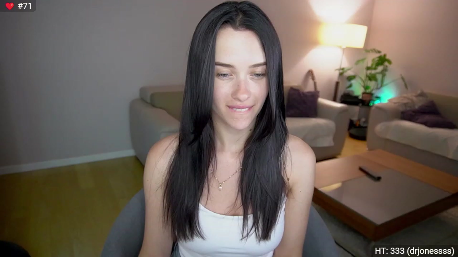 Gallery image thumbnail from Kenaz6's myfreecams stream on, 08/01/2023, 01:53 image 13 of 20