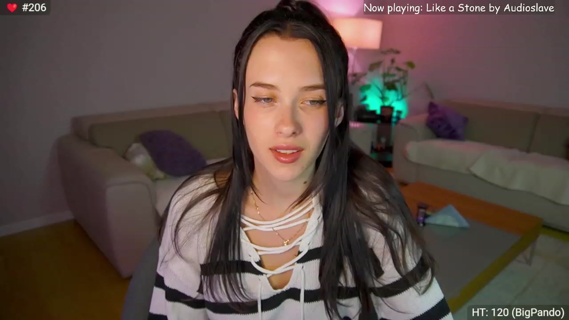 Gallery image thumbnail from Kenaz6's myfreecams stream on, 08/05/2023, 20:38 image 7 of 20