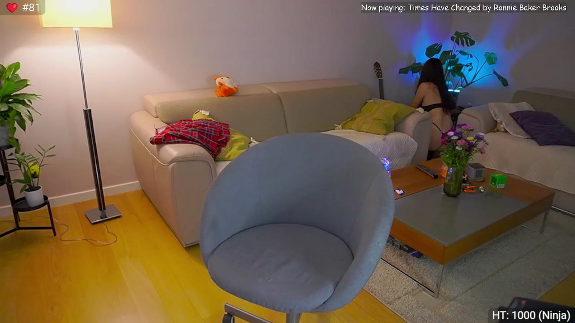 Gallery image thumbnail from Kenaz6's myfreecams stream on, 09/23/2023, 24:32 image 3 of 20