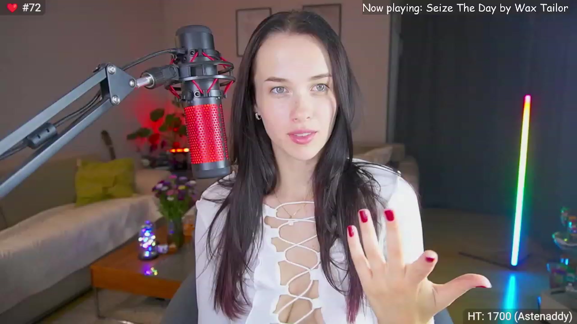 Gallery image thumbnail from Kenaz6's myfreecams stream on, 09/25/2023, 24:44 image 10 of 20