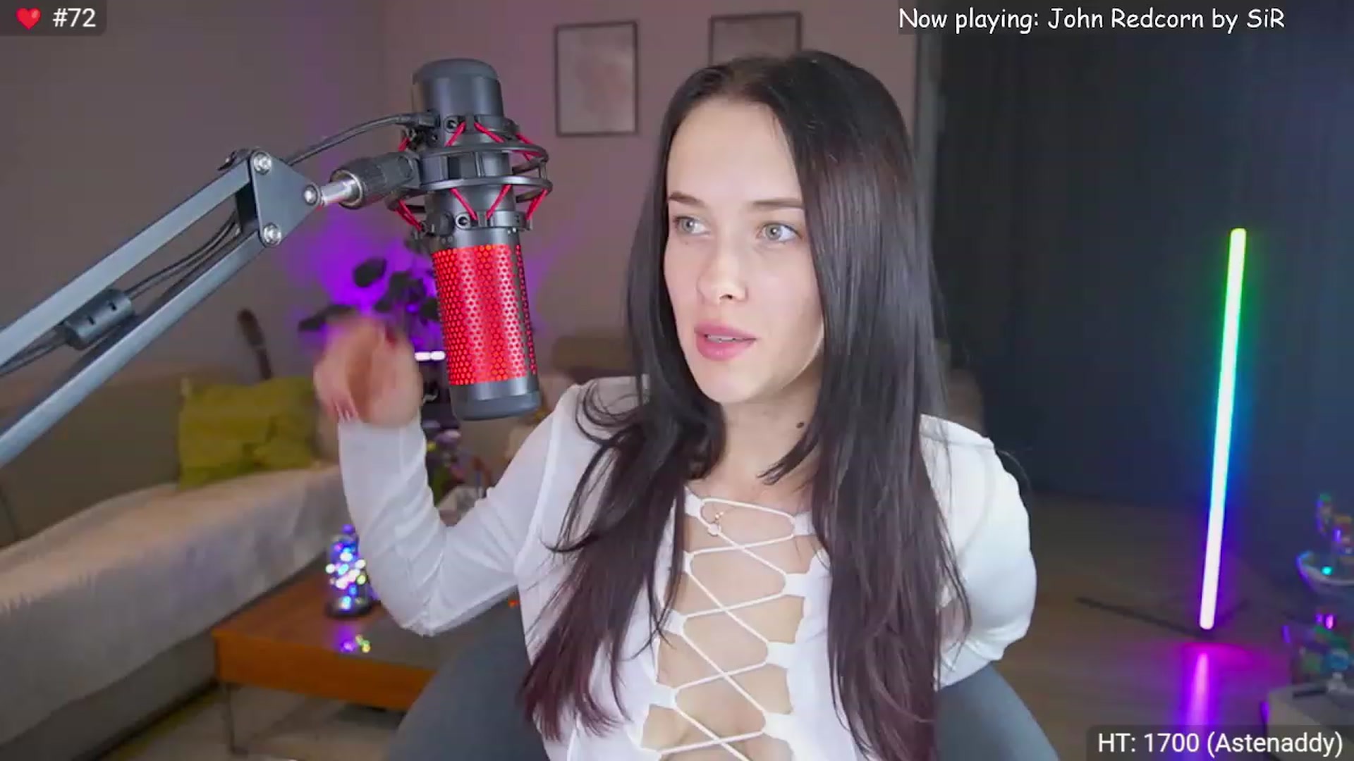 Gallery image thumbnail from Kenaz6's myfreecams stream on, 09/25/2023, 24:44 image 12 of 20