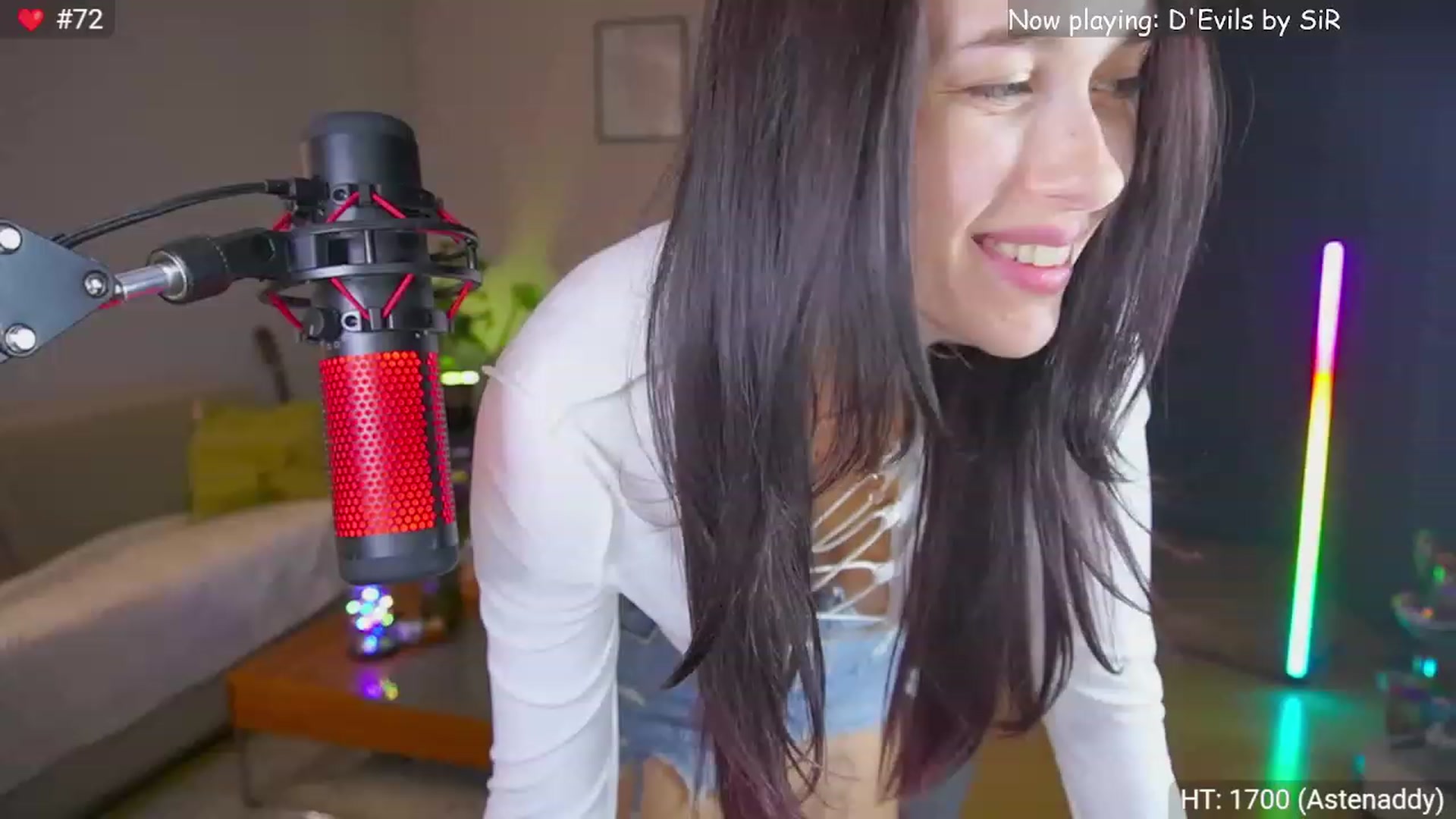 Gallery image thumbnail from Kenaz6's myfreecams stream on, 09/25/2023, 24:44 image 13 of 20
