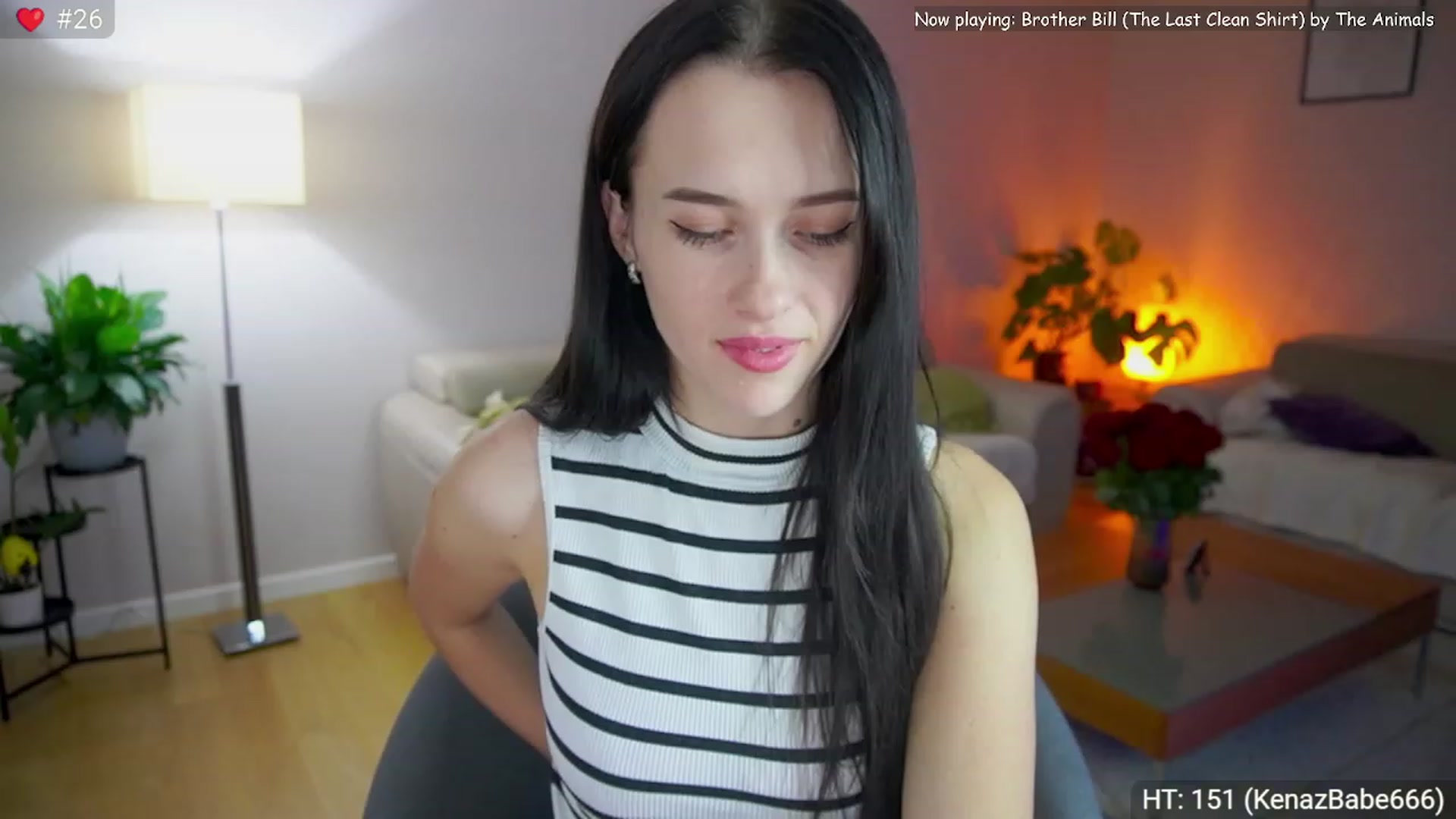 Gallery image thumbnail from Kenaz6's myfreecams stream on, 11/18/2023, 24:06 image 18 of 20