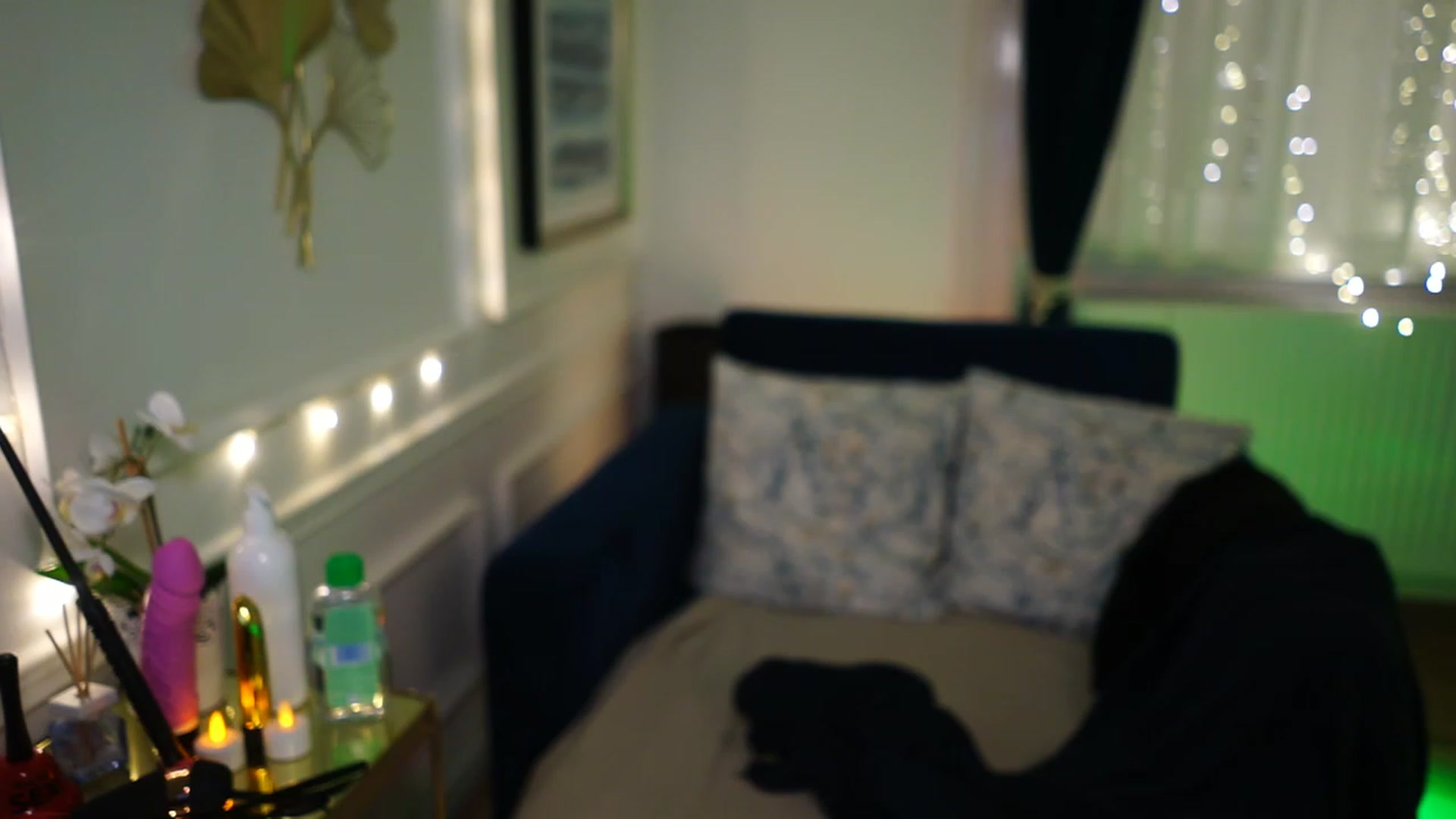 Gallery image thumbnail from Kend_dall's myfreecams stream on, 11/14/2022, 16:14 image 18 of 20