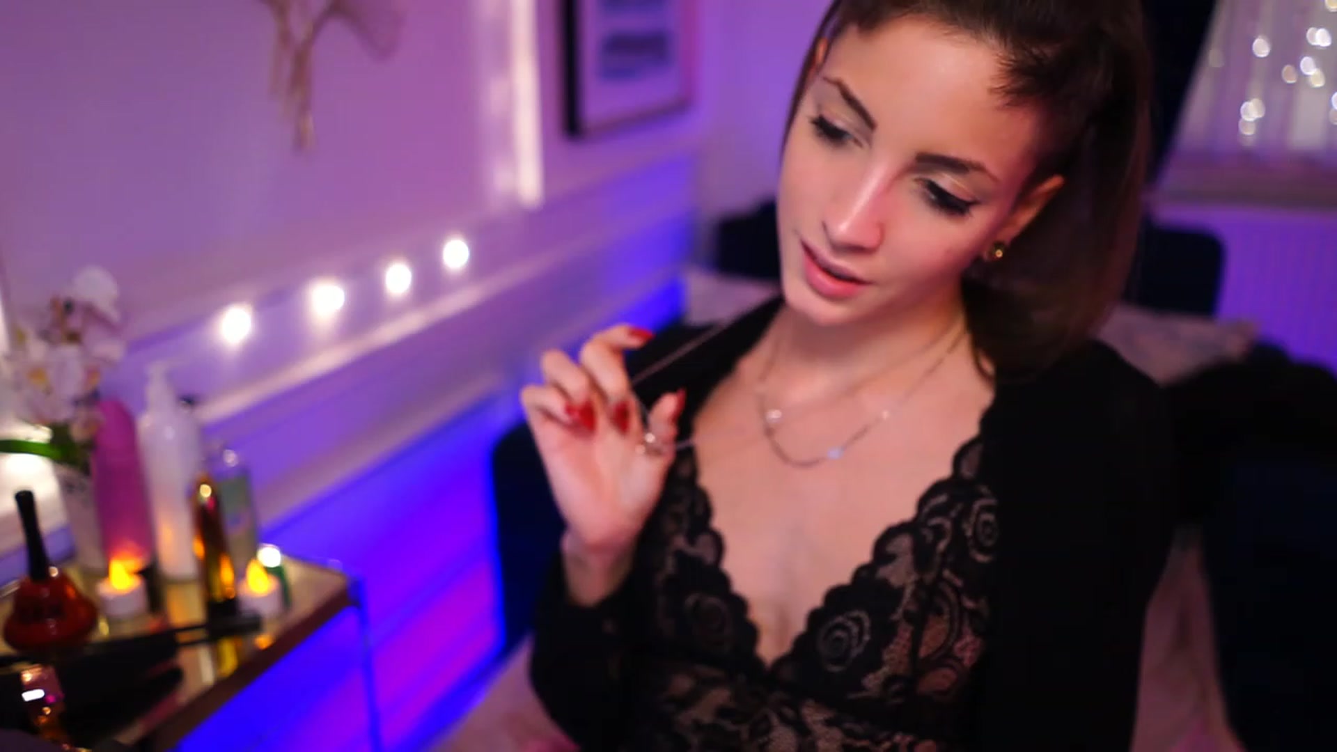 Gallery image thumbnail from Kend_dall's myfreecams stream on, 11/15/2022, 16:05 image 14 of 20