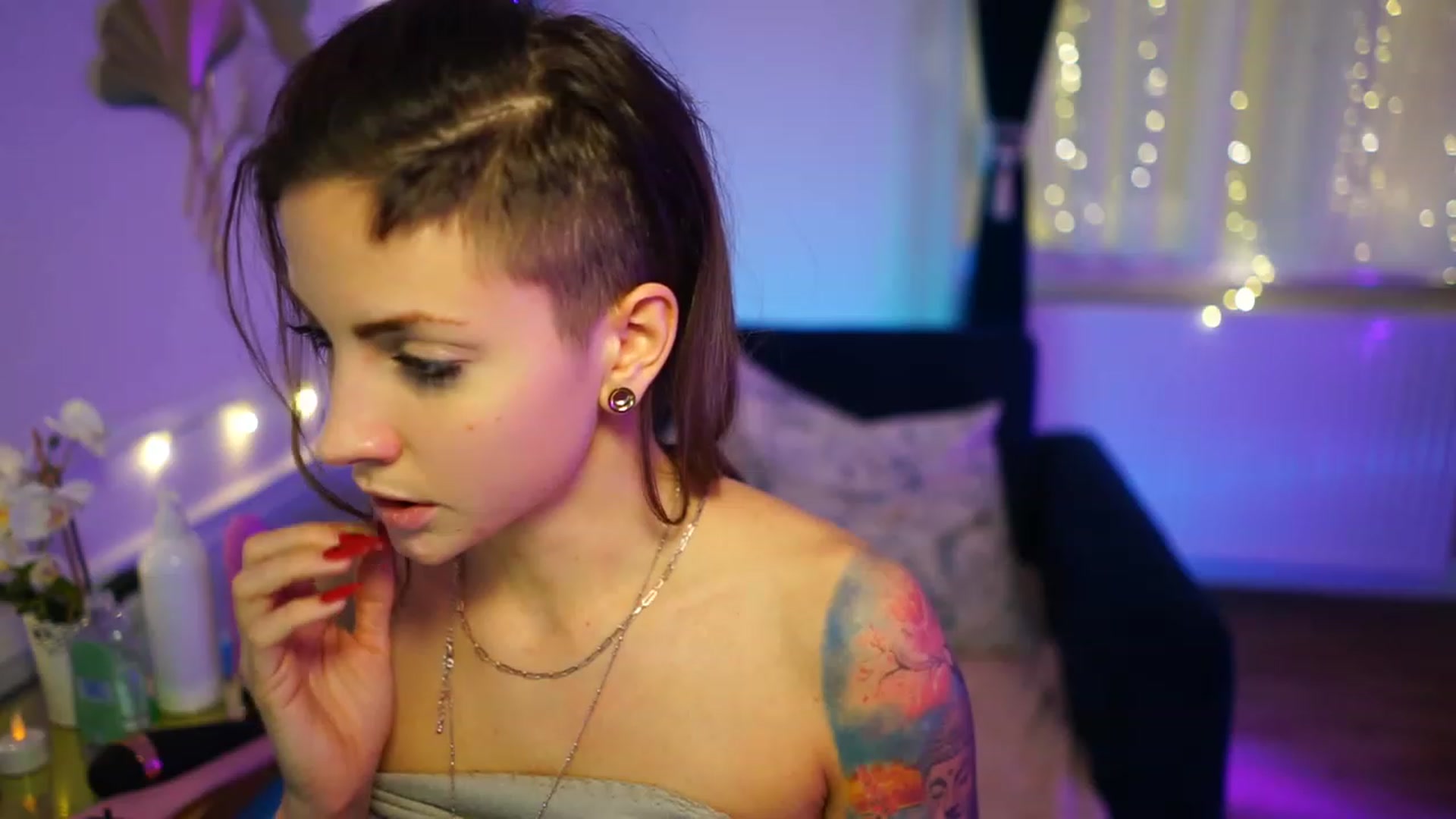 Gallery image thumbnail from Kend_dall's myfreecams stream on, 11/23/2022, 14:24 image 9 of 20