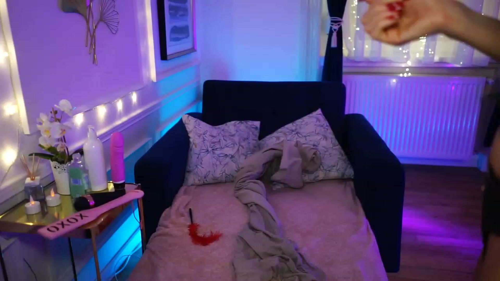 Gallery image thumbnail from Kend_dall's myfreecams stream on, 11/23/2022, 16:03 image 9 of 20