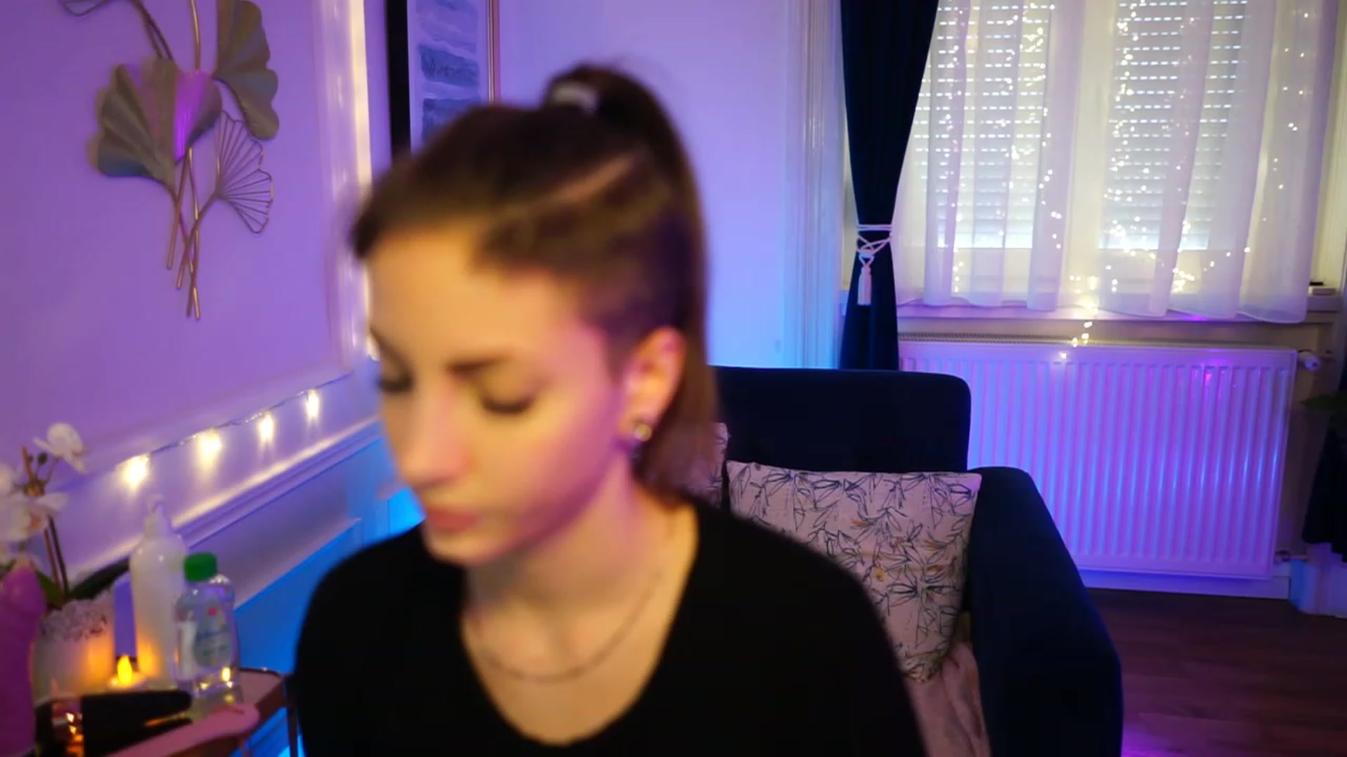 Gallery image thumbnail from Kend_dall's myfreecams stream on, 11/24/2022, 10:02 image 3 of 20