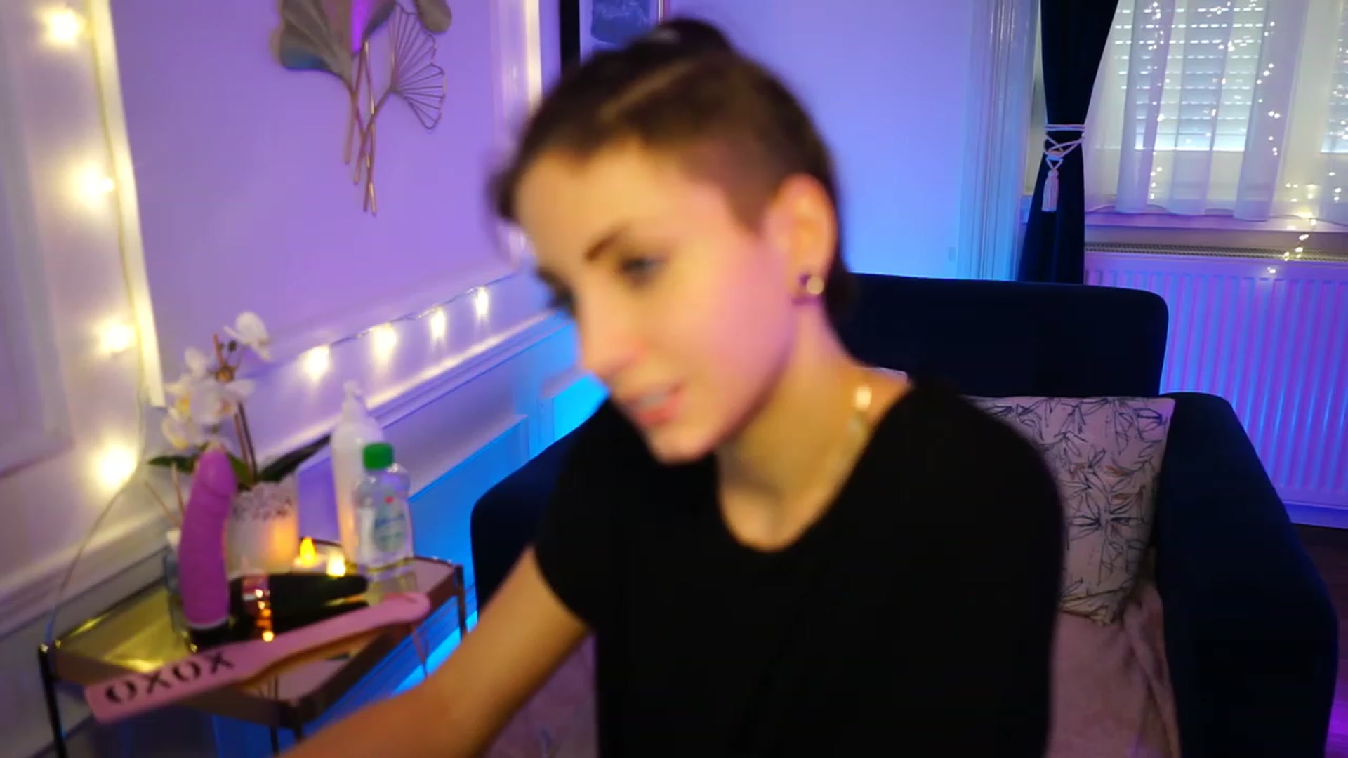 Gallery image thumbnail from Kend_dall's myfreecams stream on, 11/24/2022, 10:02 image 13 of 20