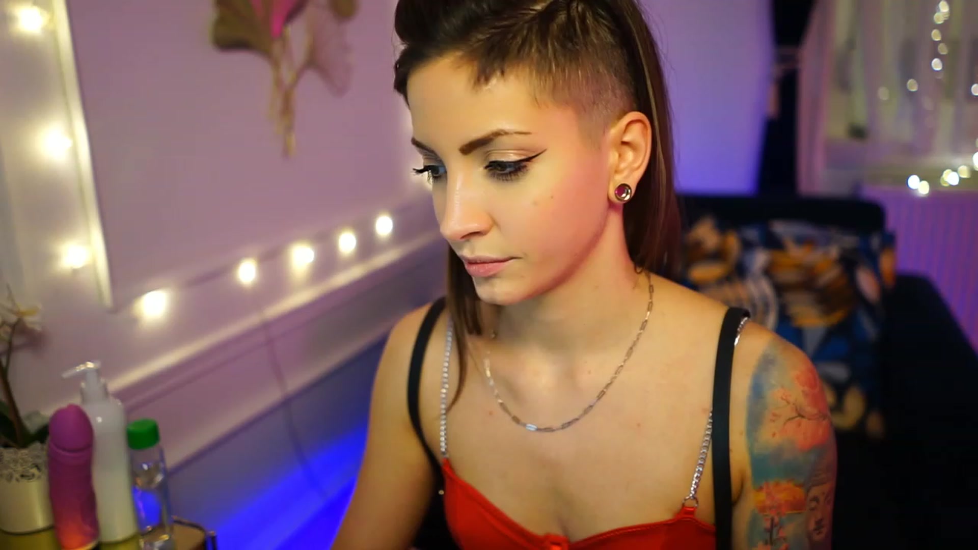 Gallery image thumbnail from Kend_dall's myfreecams stream on, 12/01/2022, 19:07 image 3 of 20