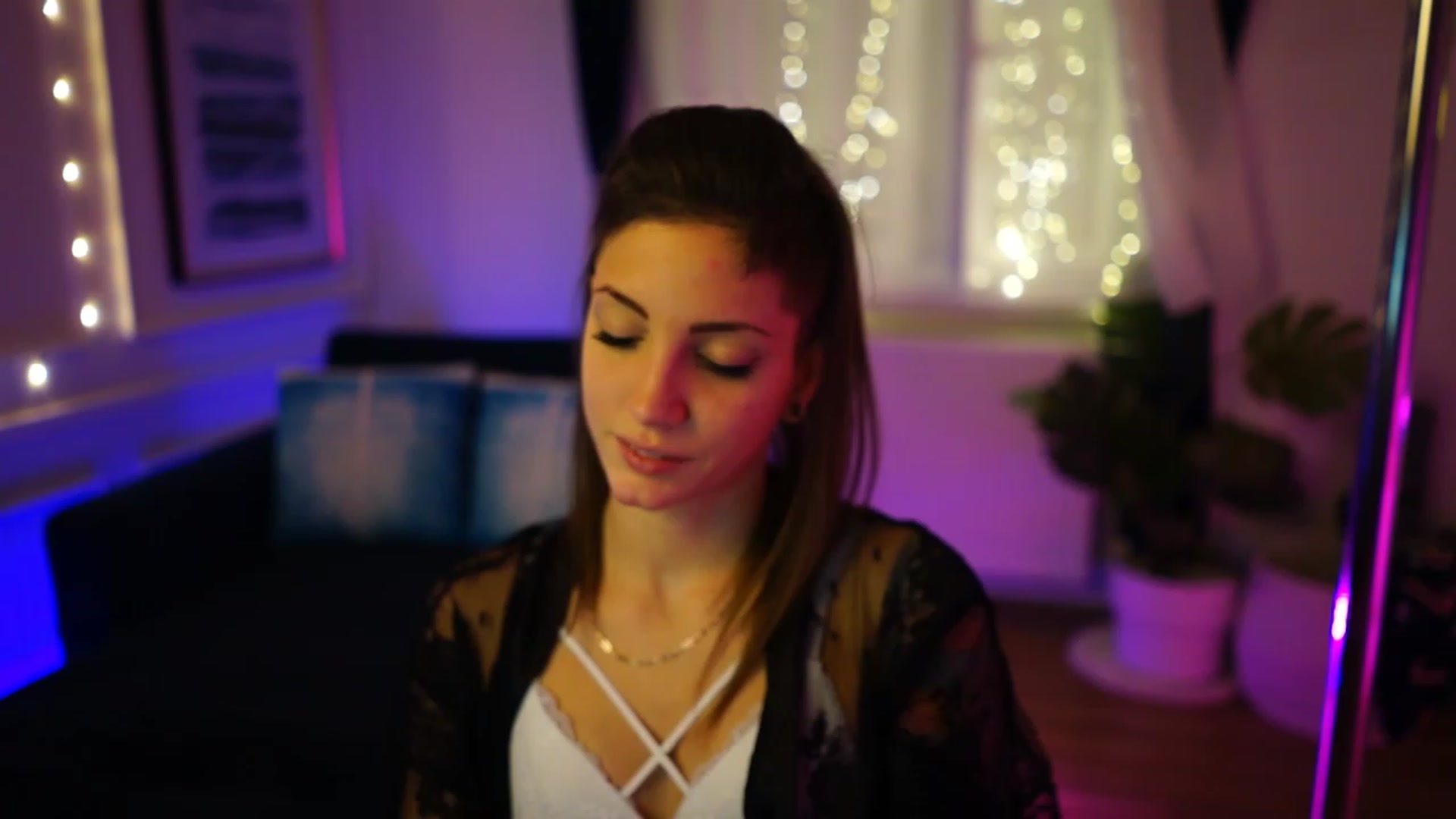 Gallery image thumbnail from Kend_dall's myfreecams stream on, 12/06/2022, 10:42 image 10 of 20