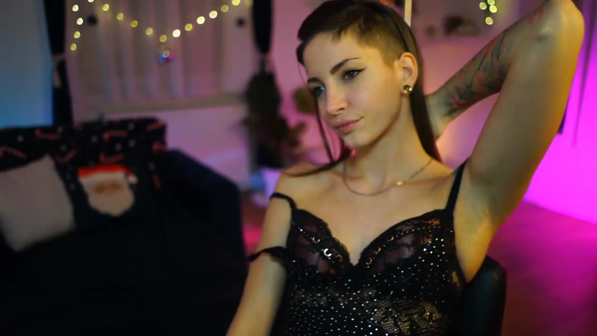 Gallery image thumbnail from Kend_dall's myfreecams stream on, 12/08/2022, 18:34 image 11 of 20