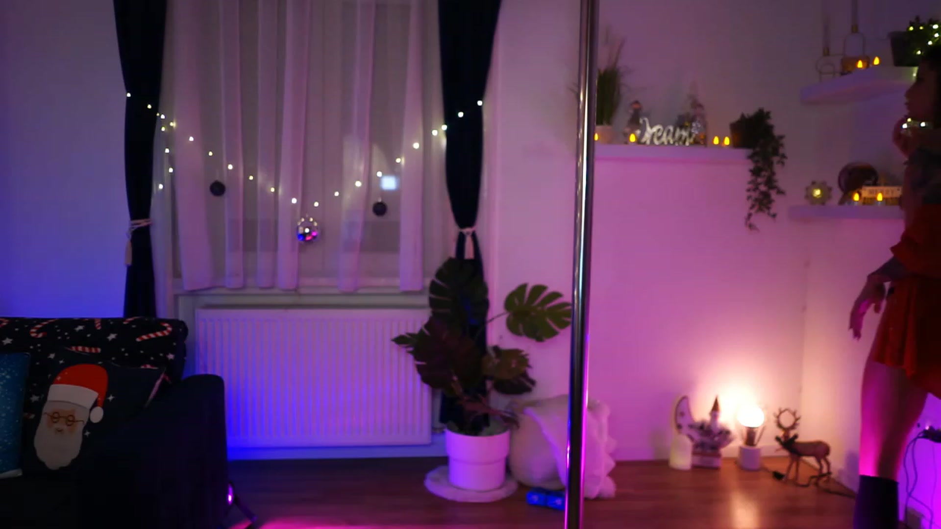Gallery image thumbnail from Kend_dall's myfreecams stream on, 12/09/2022, 19:20 image 7 of 20