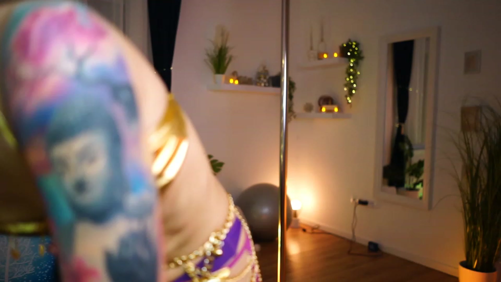 Gallery image thumbnail from Kend_dall's myfreecams stream on, 12/29/2022, 10:35 image 7 of 20