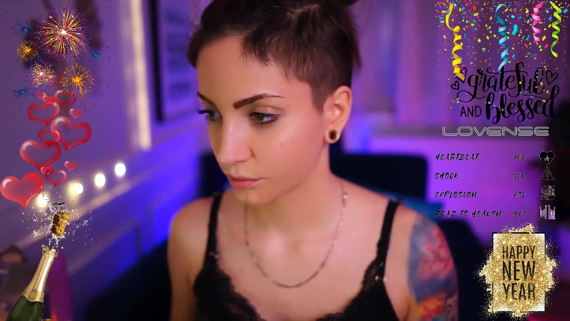 Gallery image thumbnail from Kend_dall's myfreecams stream on, 12/30/2022, 11:58 image 6 of 20