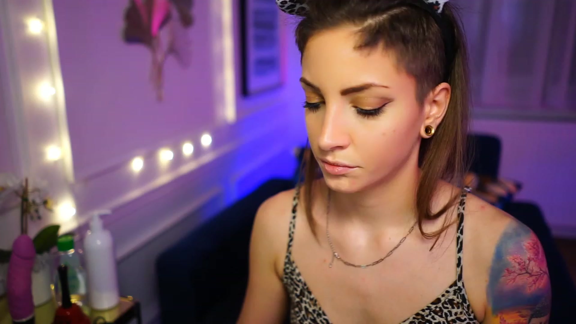 Gallery image thumbnail from Kend_dall's myfreecams stream on, 01/02/2023, 19:41 image 19 of 20