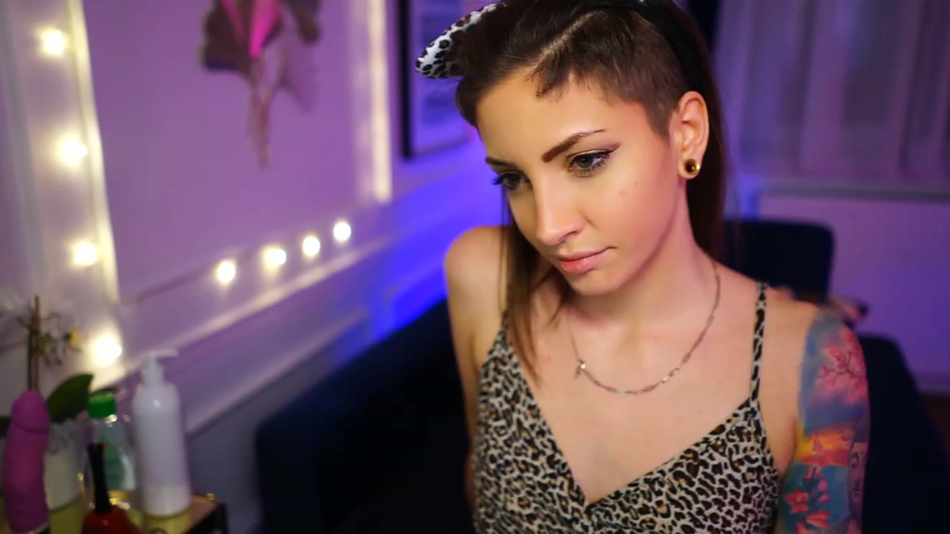 Gallery image thumbnail from Kend_dall's myfreecams stream on, 01/02/2023, 19:41 image 20 of 20