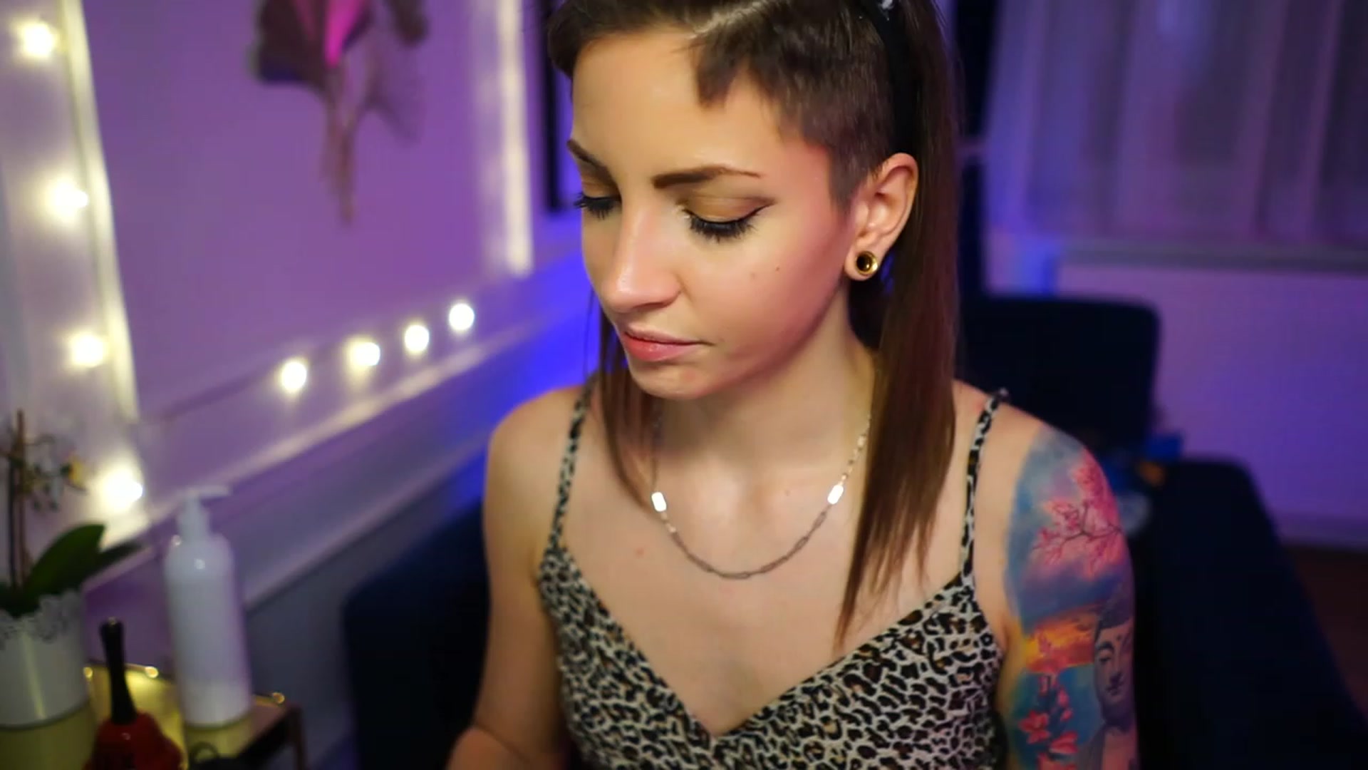 Gallery image thumbnail from Kend_dall's myfreecams stream on, 01/02/2023, 22:50 image 19 of 20