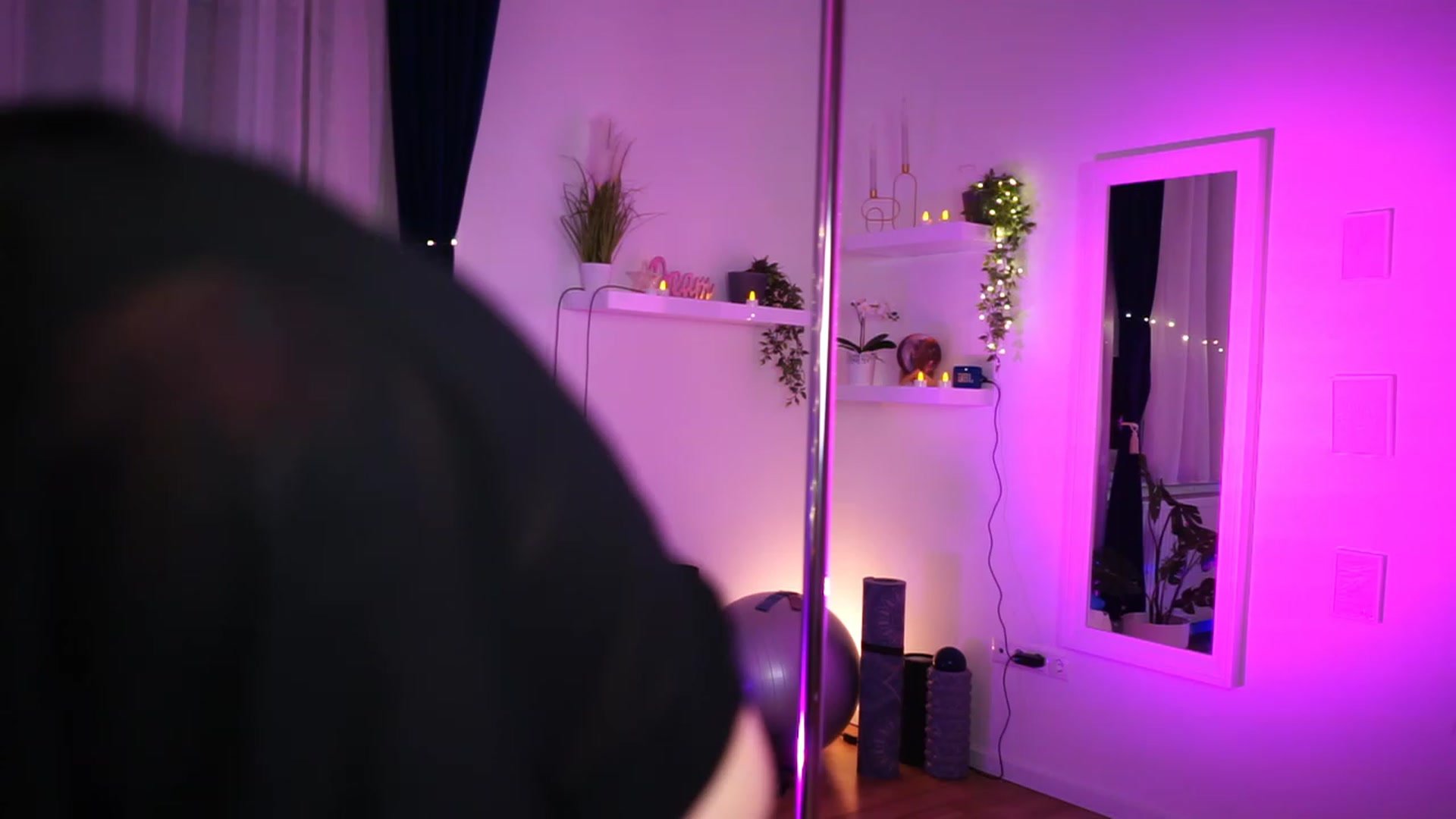 Gallery image thumbnail from Kend_dall's myfreecams stream on, 01/03/2023, 19:44 image 20 of 20