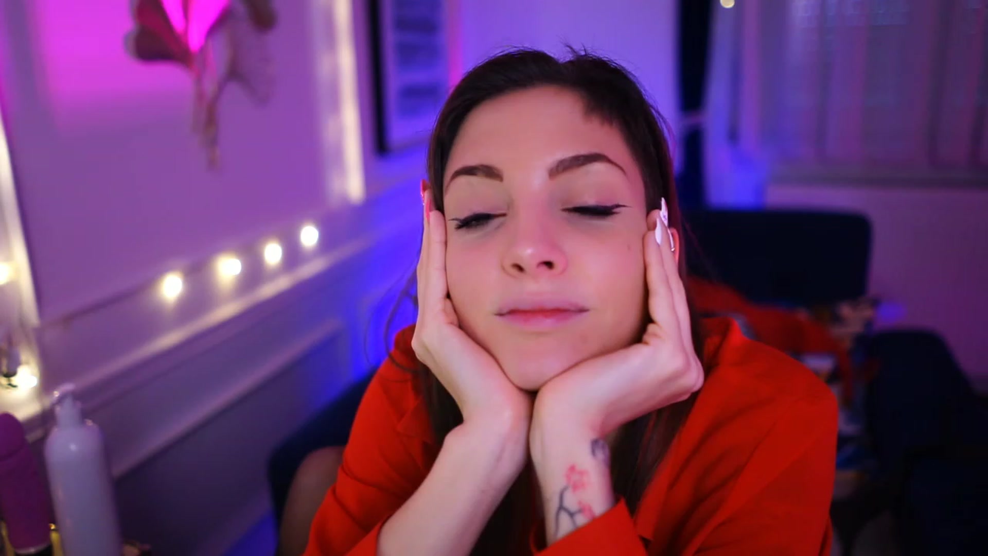 Gallery image thumbnail from Kend_dall's myfreecams stream on, 01/10/2023, 11:57 image 12 of 20