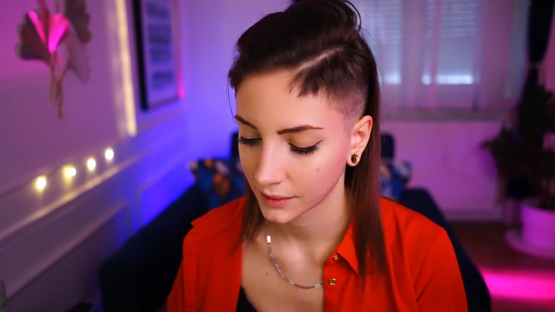 Gallery image thumbnail from Kend_dall's myfreecams stream on, 01/19/2023, 13:27 image 2 of 20