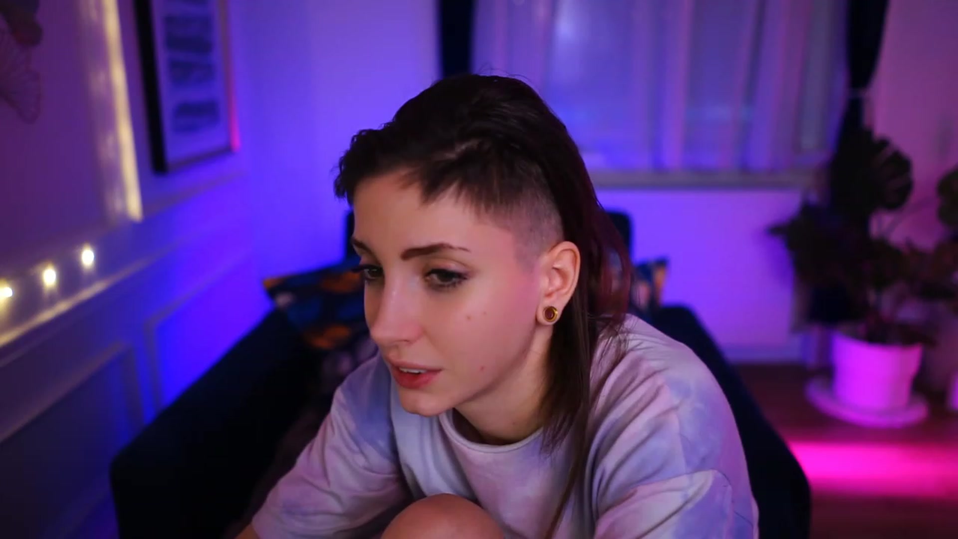 Gallery image thumbnail from Kend_dall's myfreecams stream on, 01/20/2023, 07:08 image 14 of 20