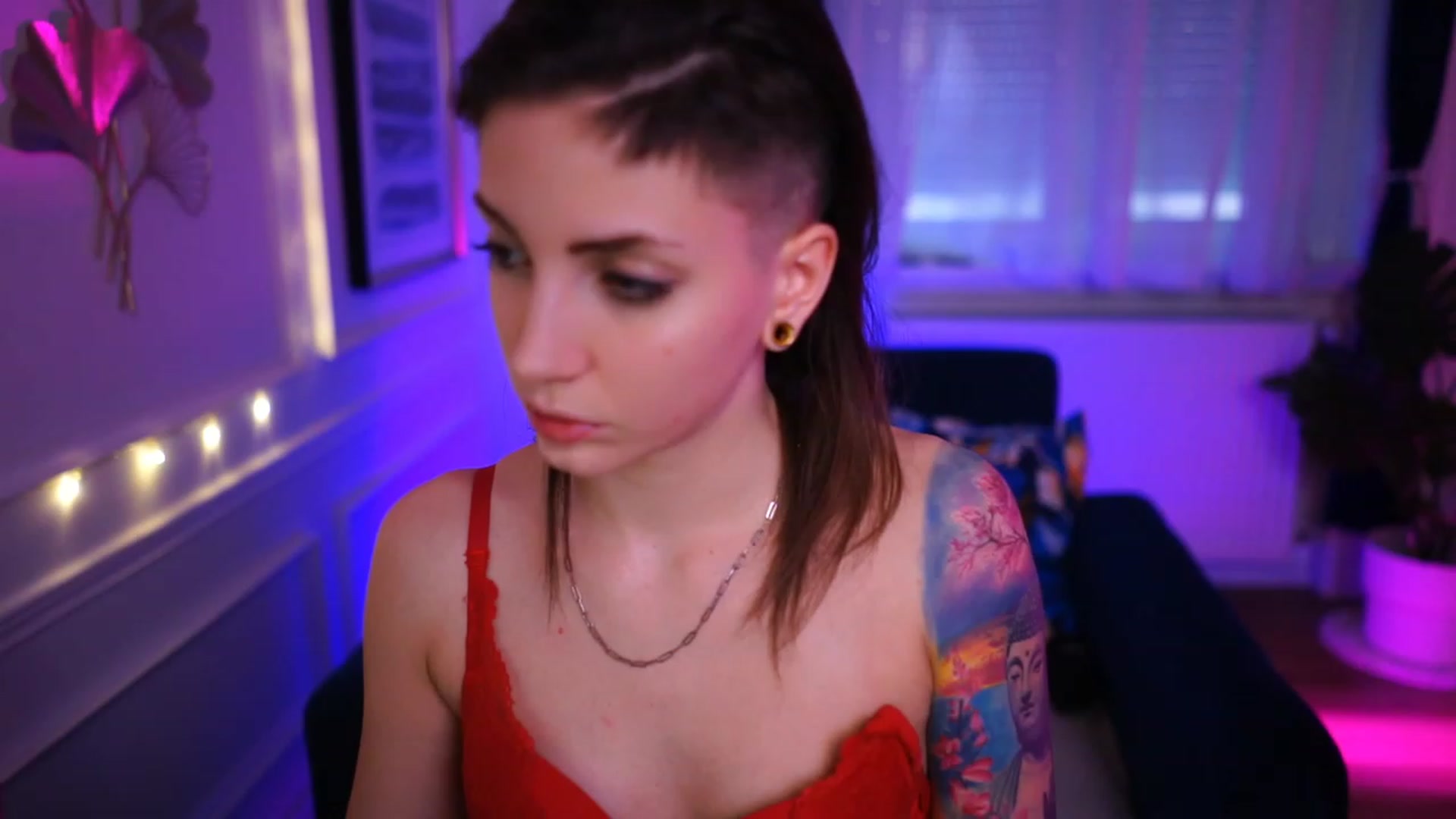 Gallery image thumbnail from Kend_dall's myfreecams stream on, 01/20/2023, 09:11 image 1 of 20