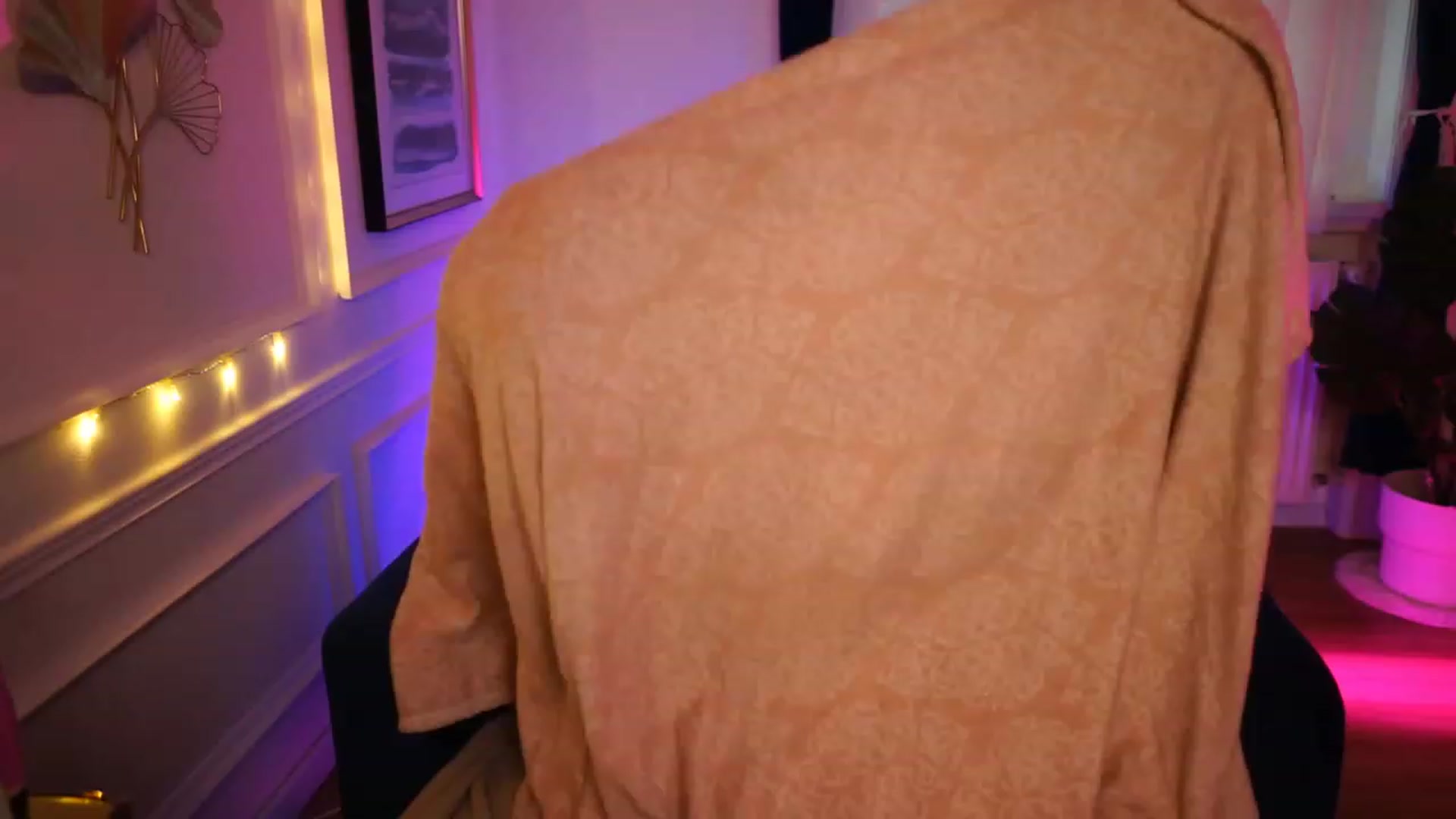 Gallery image thumbnail from Kend_dall's myfreecams stream on, 01/20/2023, 10:01 image 6 of 20