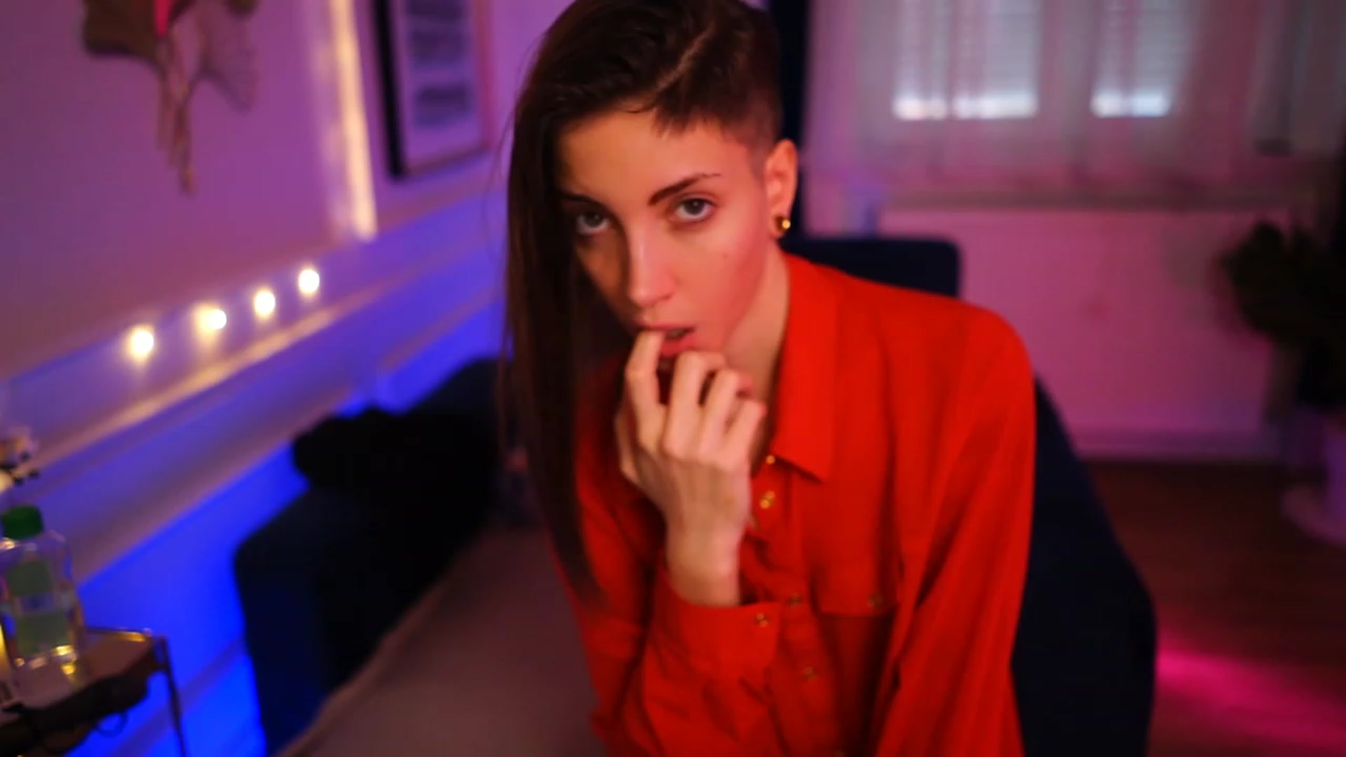 Gallery image thumbnail from Kend_dall's myfreecams stream on, 01/21/2023, 10:04 image 18 of 20