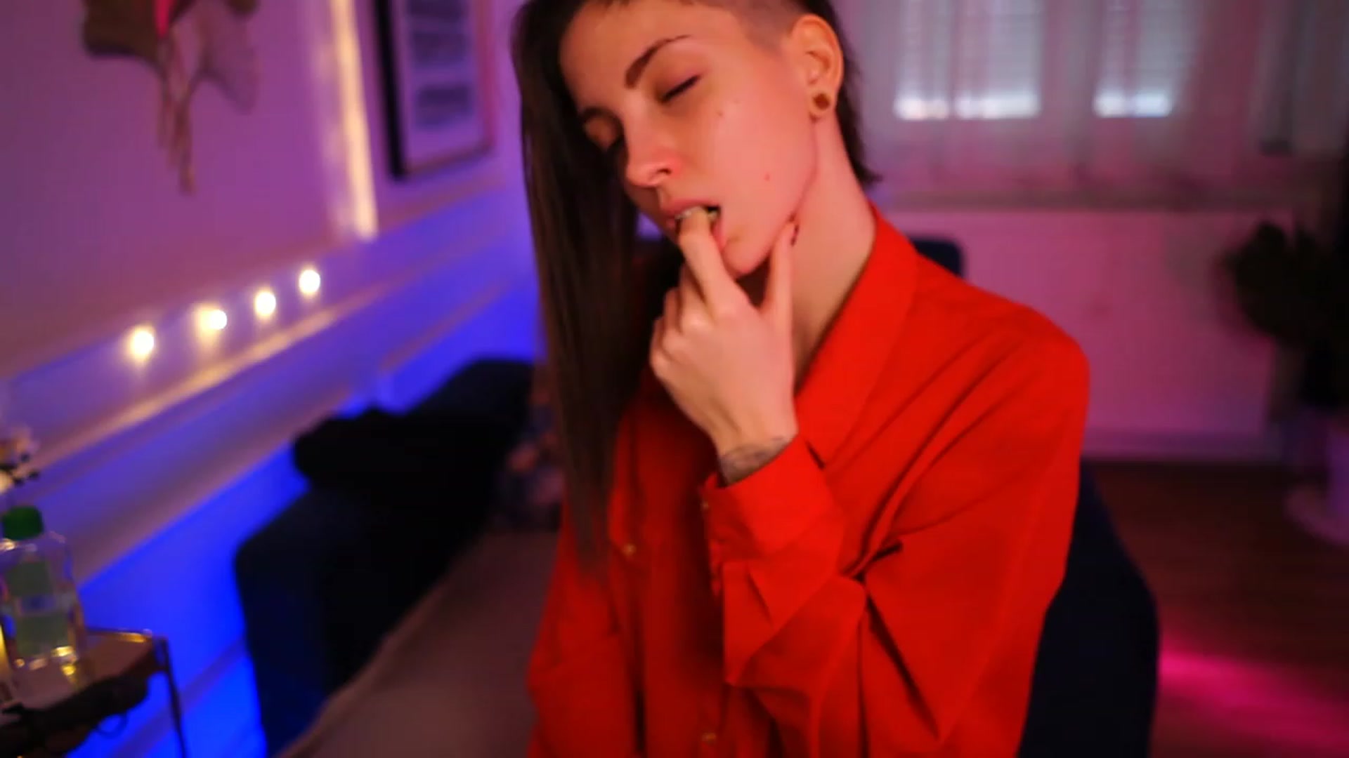 Gallery image thumbnail from Kend_dall's myfreecams stream on, 01/21/2023, 10:04 image 17 of 20