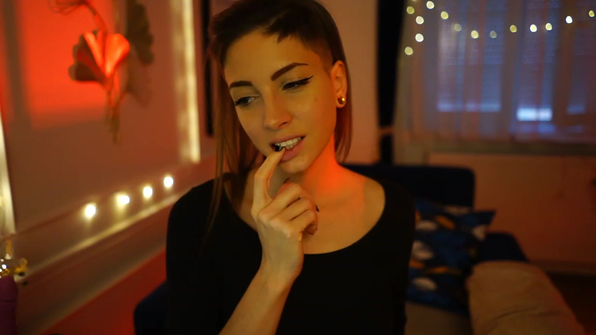 Gallery image thumbnail from Kend_dall's myfreecams stream on, 01/22/2023, 13:11 image 20 of 20