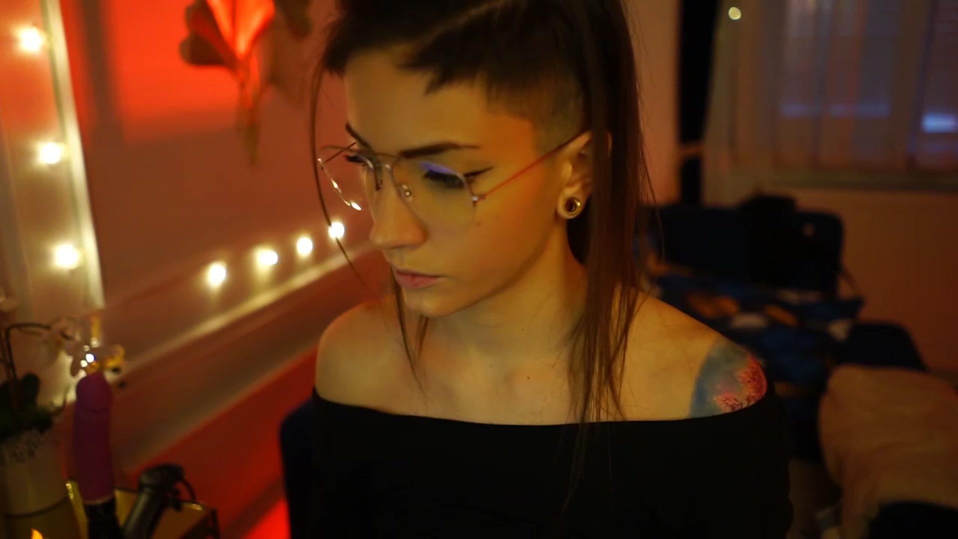 Gallery image thumbnail from Kend_dall's myfreecams stream on, 01/22/2023, 14:43 image 12 of 20