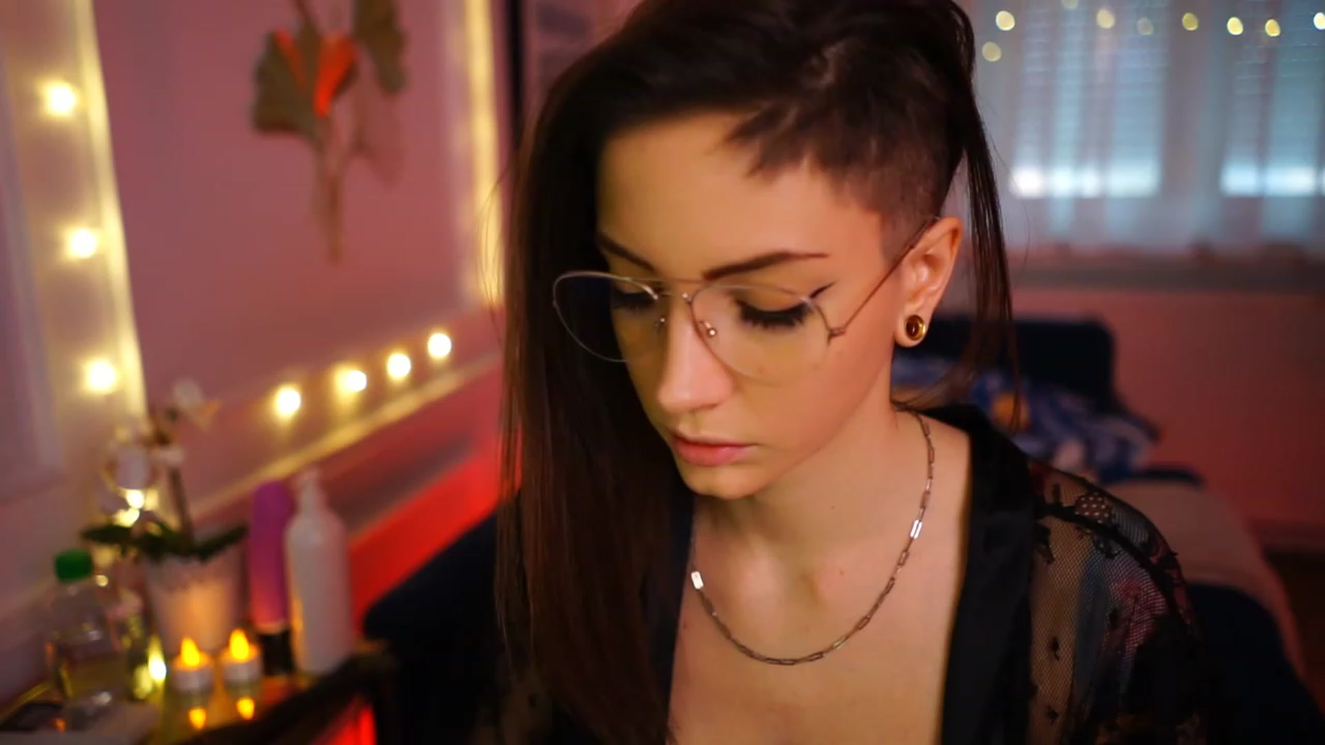 Gallery image thumbnail from Kend_dall's myfreecams stream on, 01/26/2023, 12:25 image 3 of 20