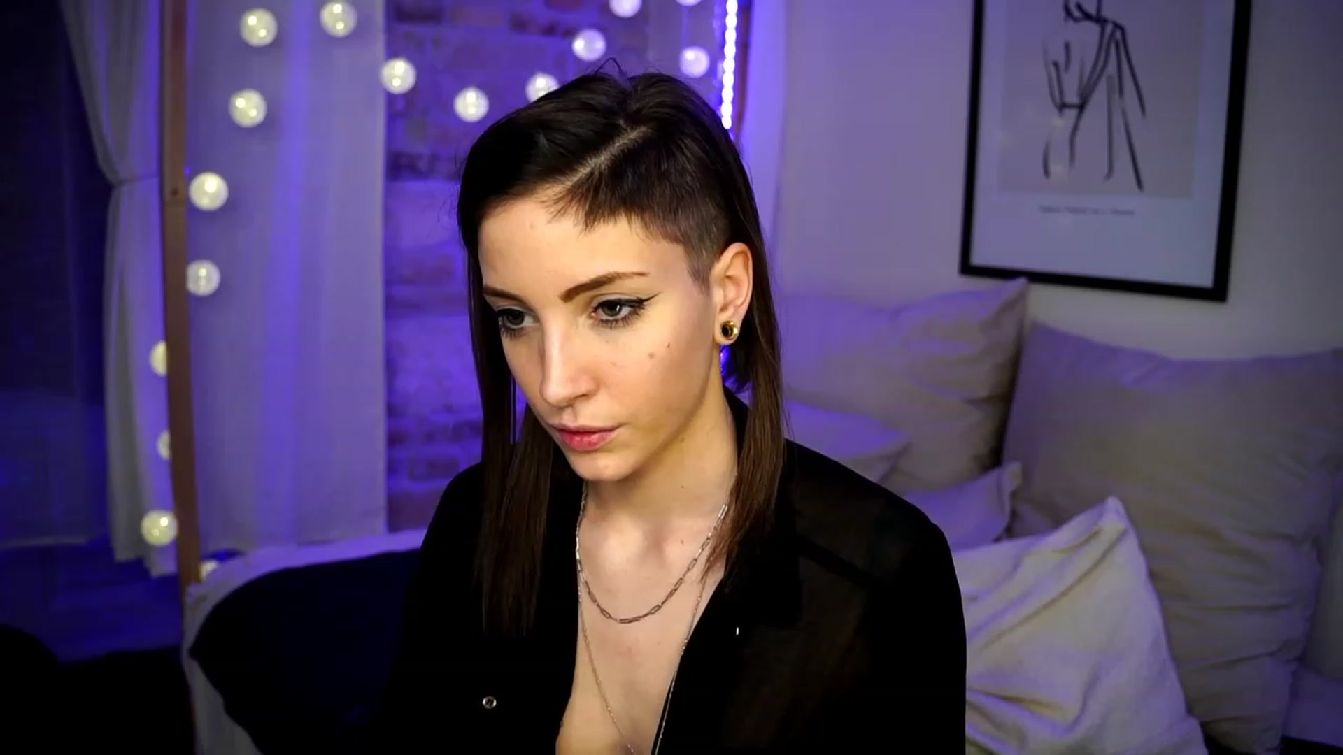 Gallery image thumbnail from Kend_dall's myfreecams stream on, 01/29/2023, 18:07 image 7 of 20