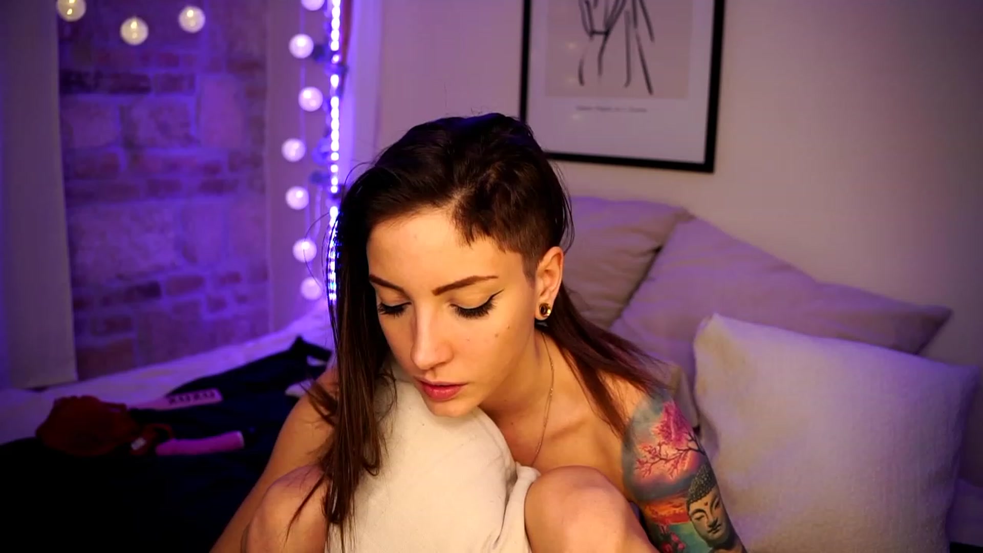 Gallery image thumbnail from Kend_dall's myfreecams stream on, 01/30/2023, 16:19 image 6 of 20