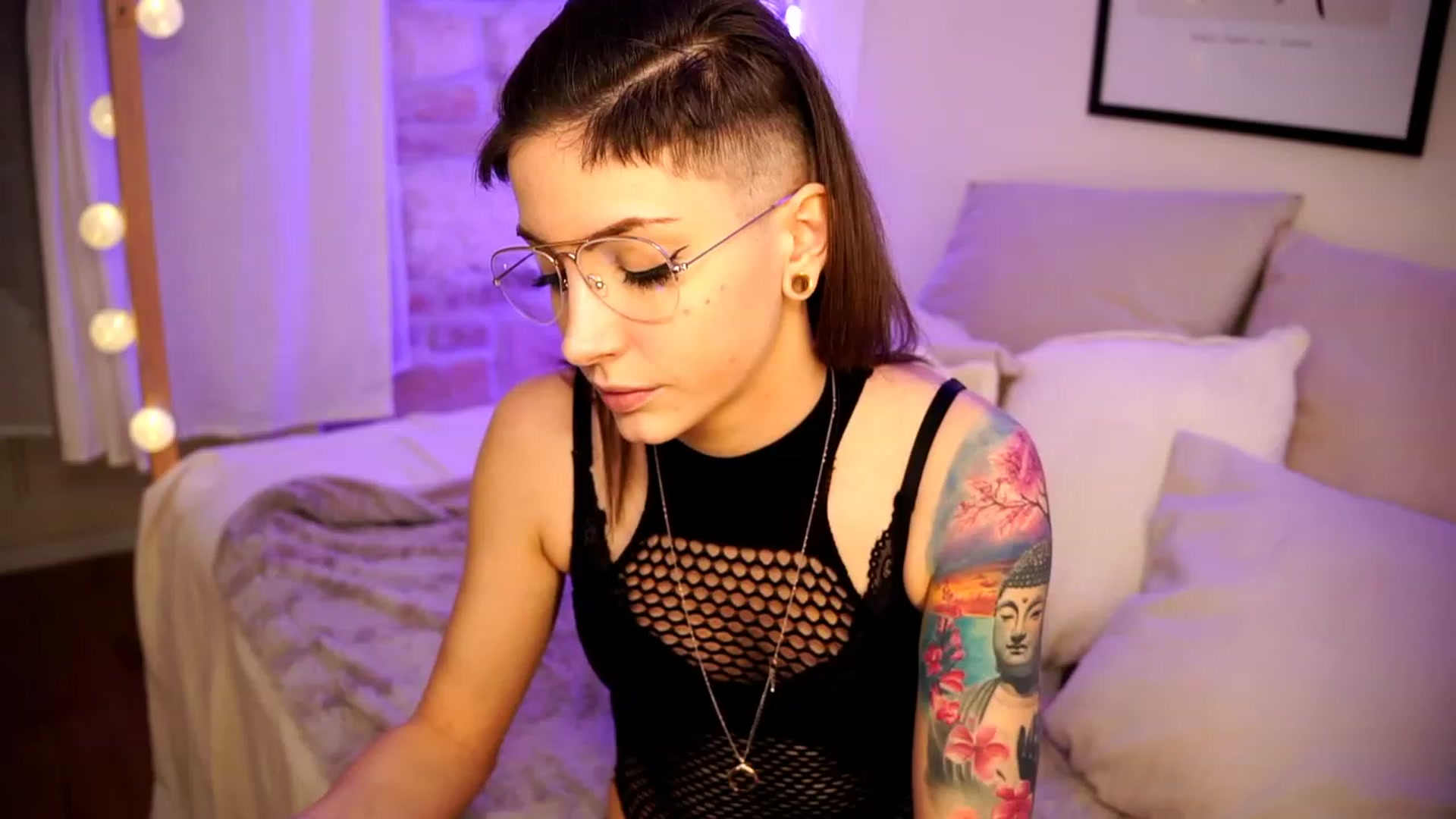 Gallery image thumbnail from Kend_dall's myfreecams stream on, 02/05/2023, 13:58 image 7 of 20