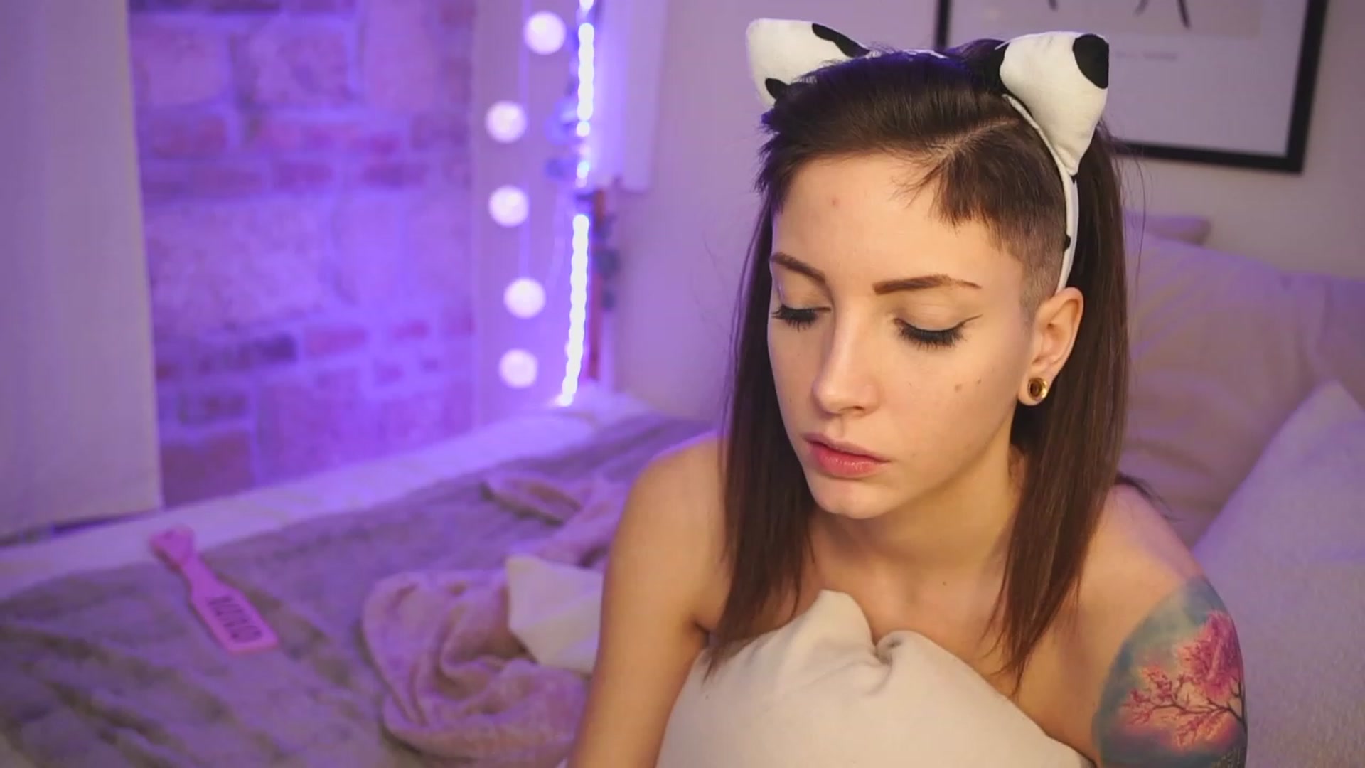 Gallery image thumbnail from Kend_dall's myfreecams stream on, 02/07/2023, 16:13 image 7 of 20