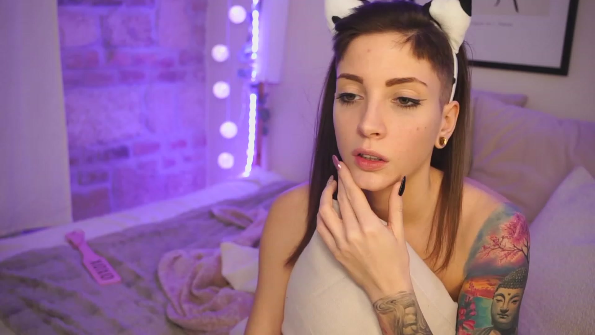 Gallery image thumbnail from Kend_dall's myfreecams stream on, 02/07/2023, 16:13 image 6 of 20