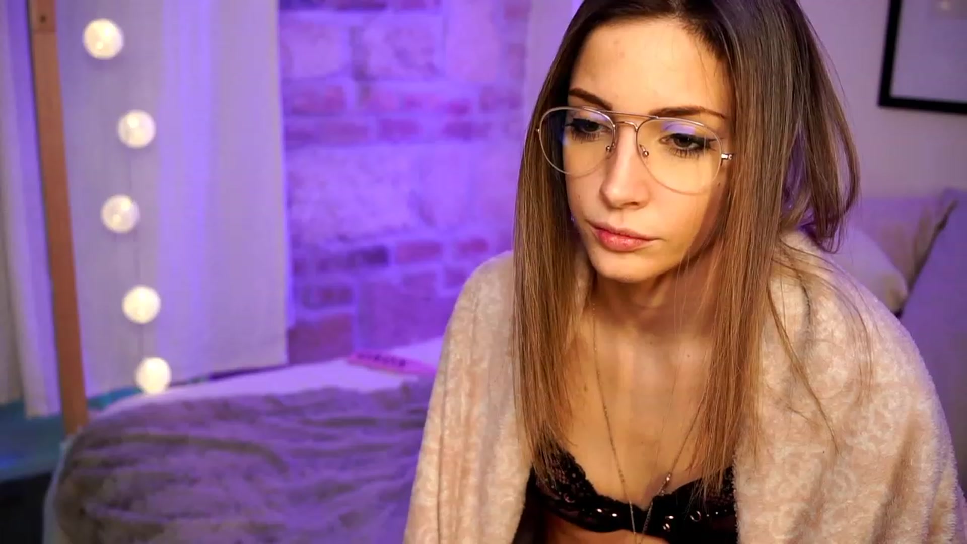 Gallery image thumbnail from Kend_dall's myfreecams stream on, 02/12/2023, 10:30 image 11 of 20
