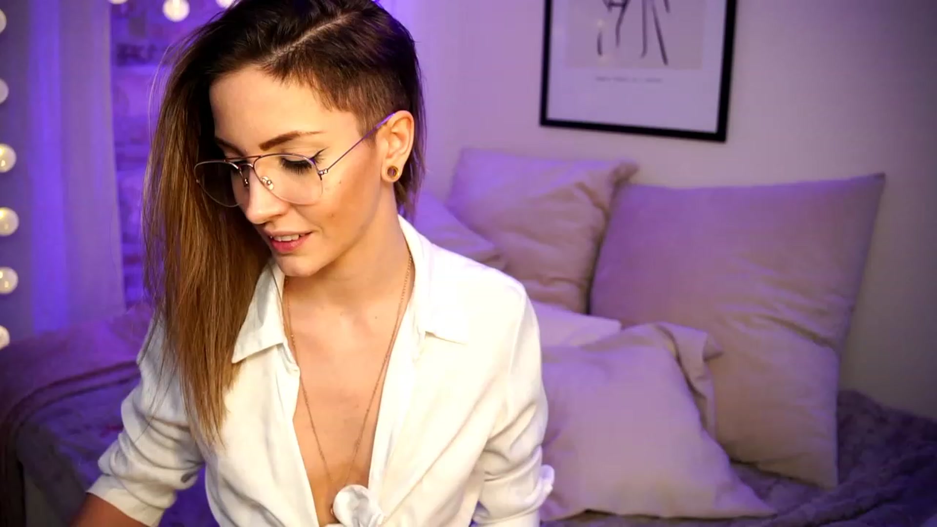 Gallery image thumbnail from Kend_dall's myfreecams stream on, 02/22/2023, 19:33 image 20 of 20