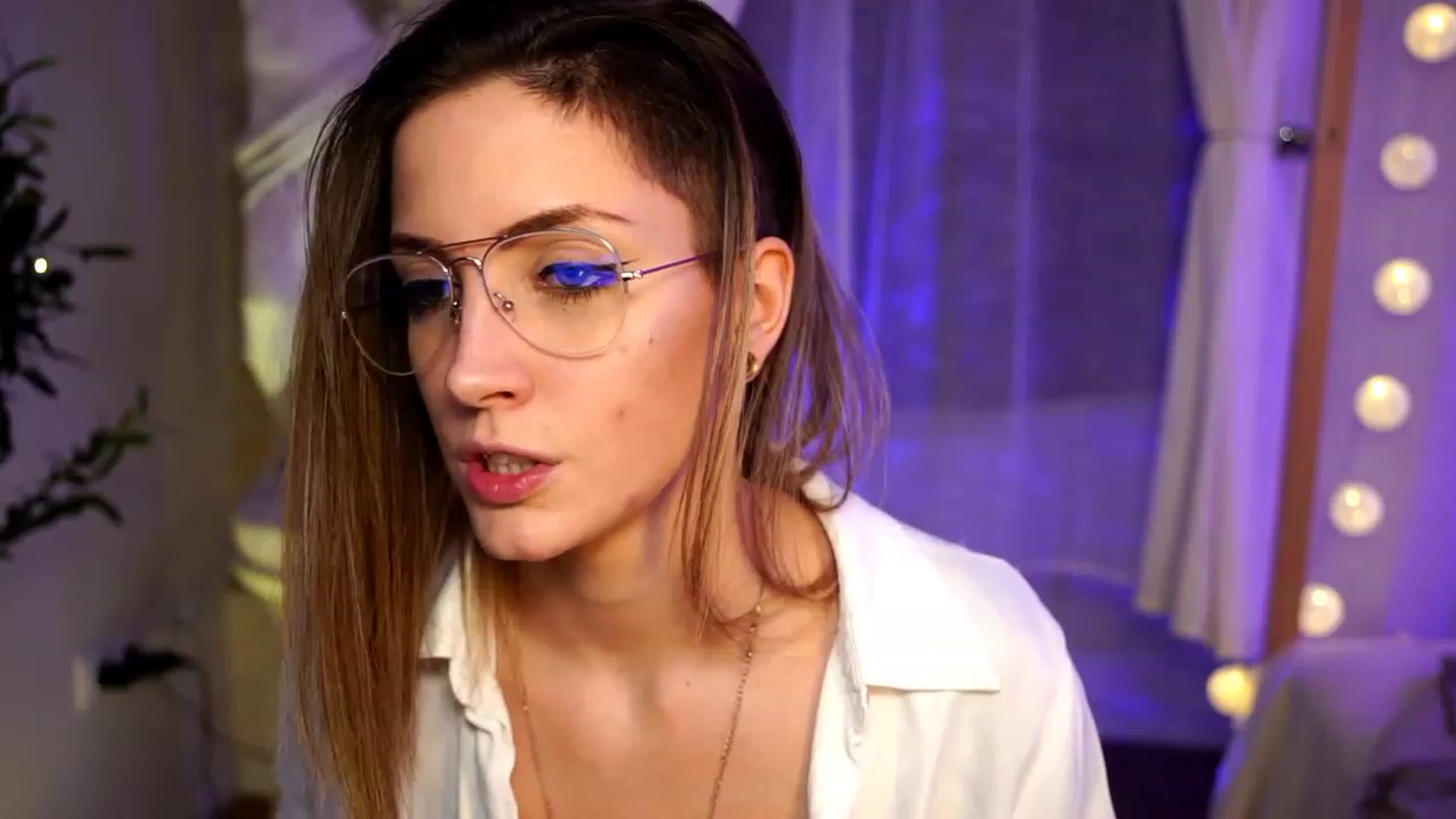 Gallery image thumbnail from Kend_dall's myfreecams stream on, 02/22/2023, 22:30 image 16 of 20