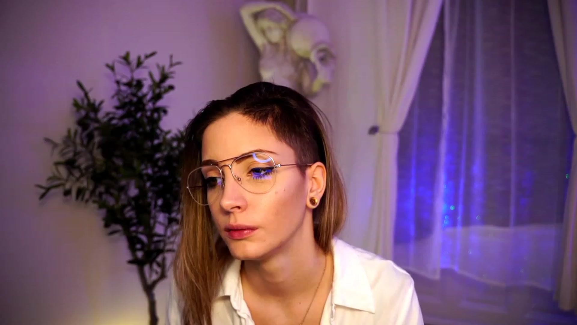 Gallery image thumbnail from Kend_dall's myfreecams stream on, 02/23/2023, 13:39 image 4 of 20